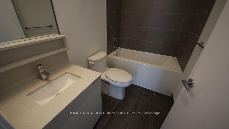 Photo 8 of Unit 3303, 5 Buttermill Avenue, Vaughan, Vaughan Corporate Centre — HOMEH