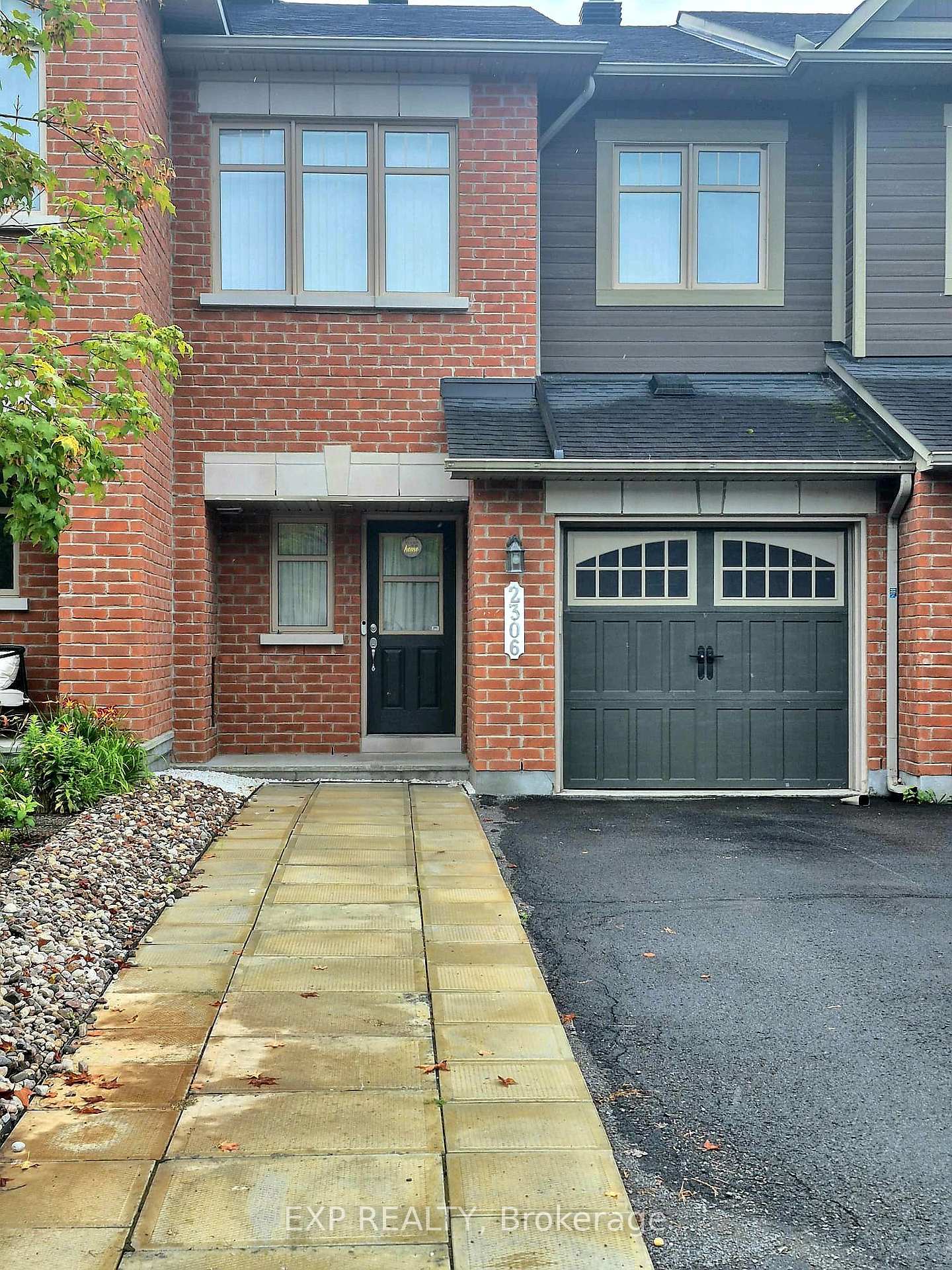 Photo of 2306 Marble Crescent