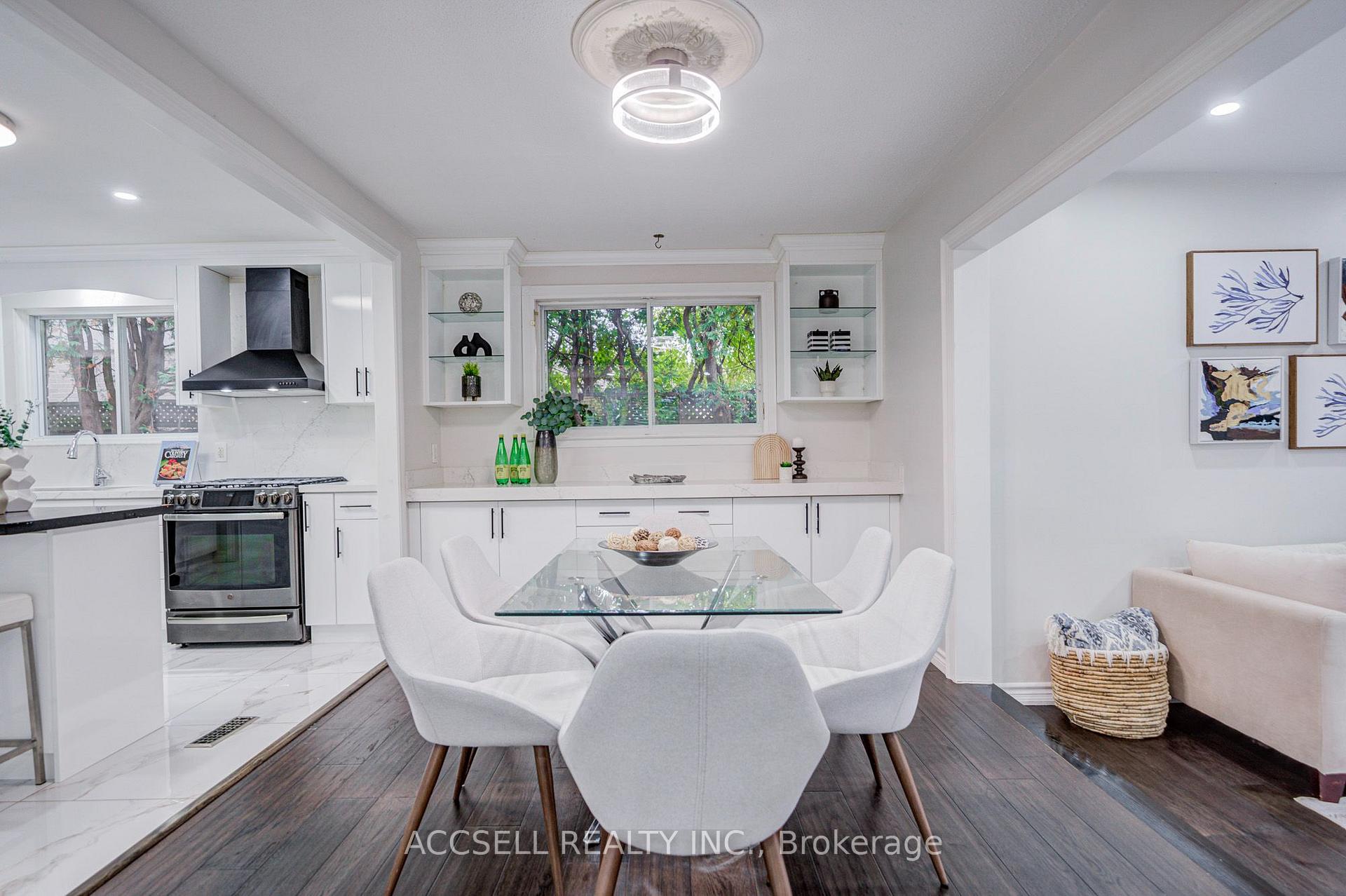 Photo 7 of 440 Sunset Drive, Oakville, West — HOMEH