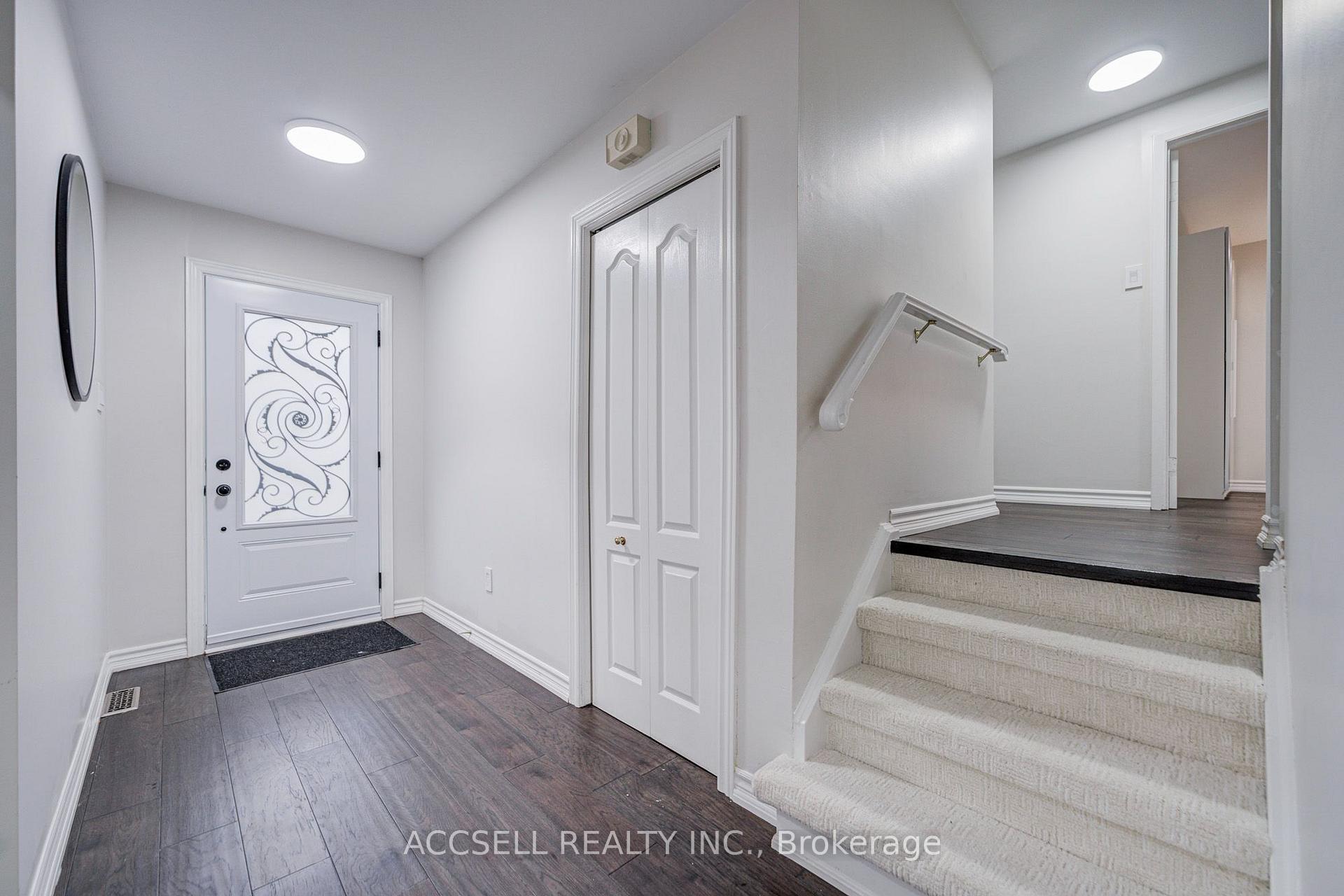 Photo 14 of 440 Sunset Drive, Oakville, West — HOMEH