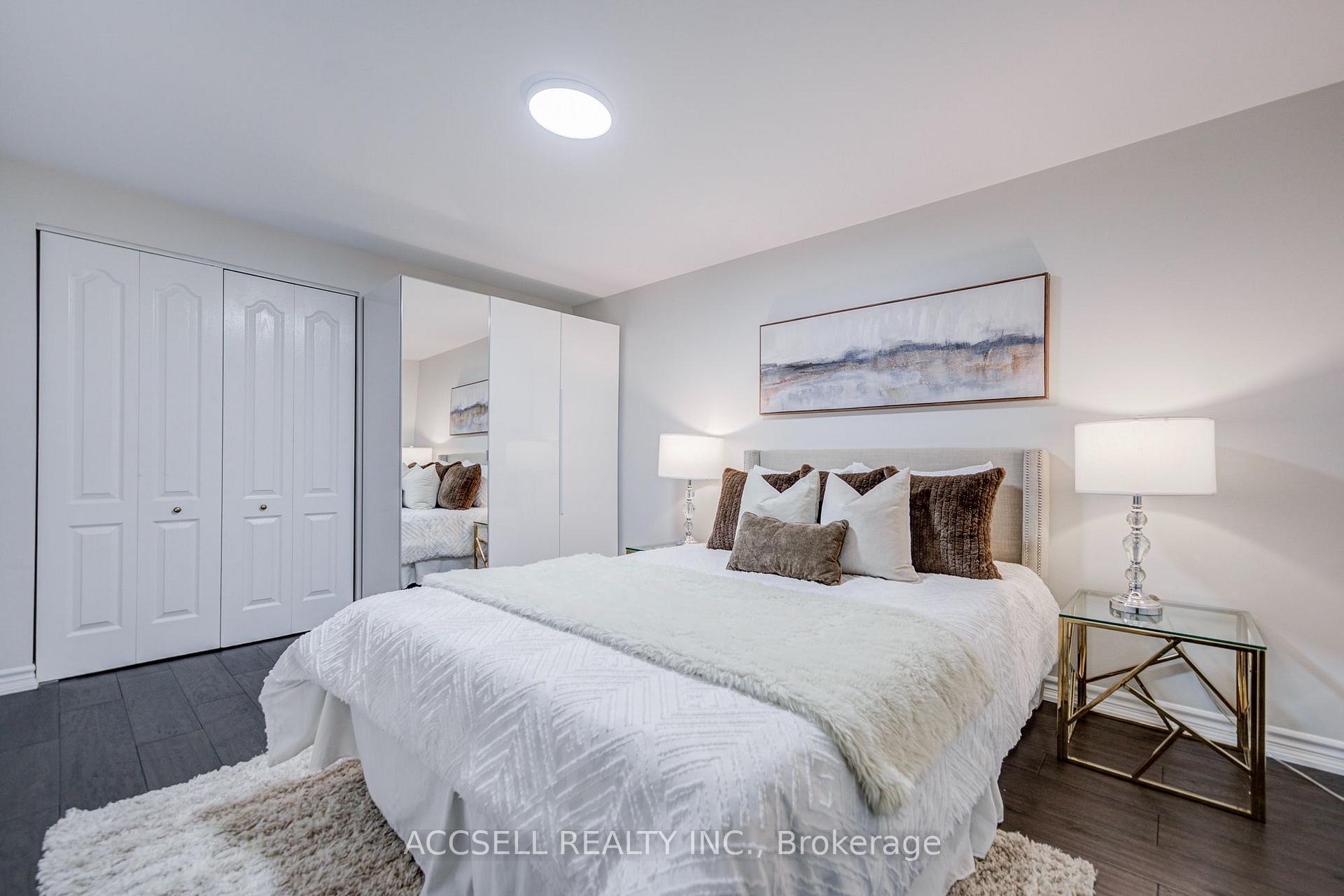 Photo 24 of 440 Sunset Drive, Oakville, West — HOMEH