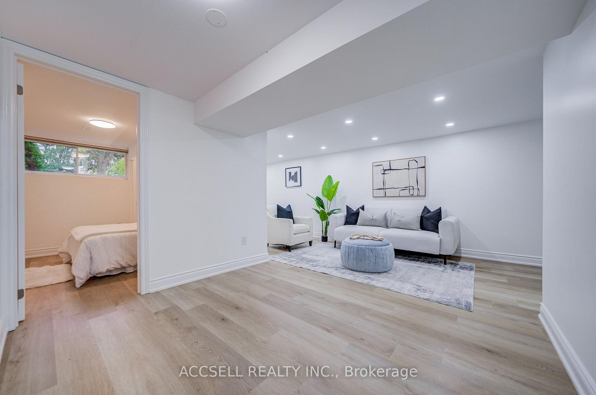 Photo 33 of 440 Sunset Drive, Oakville, West — HOMEH