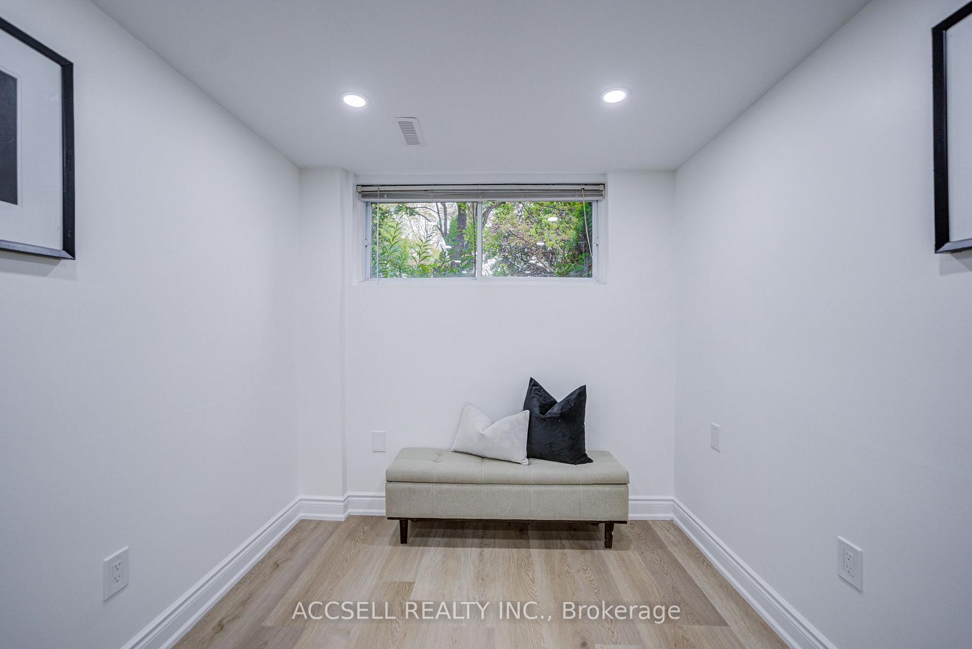 Photo 37 of 440 Sunset Drive, Oakville, West — HOMEH