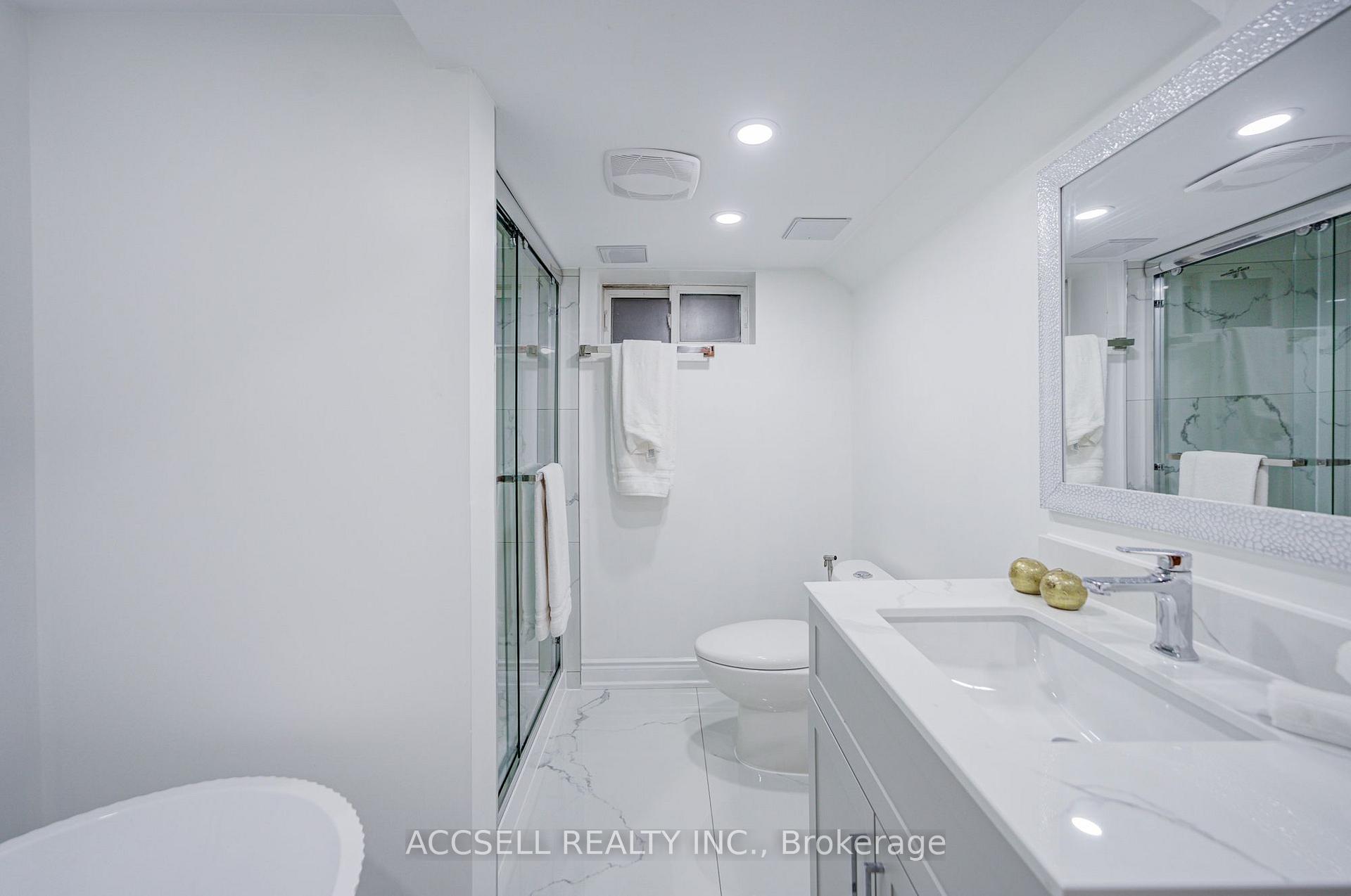 Photo 41 of 440 Sunset Drive, Oakville, West — HOMEH