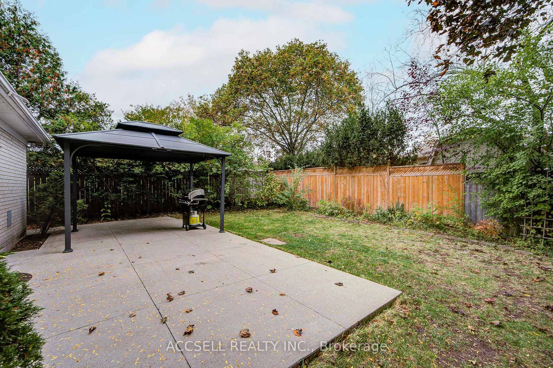 Photo 45 of 440 Sunset Drive, Oakville, West — HOMEH