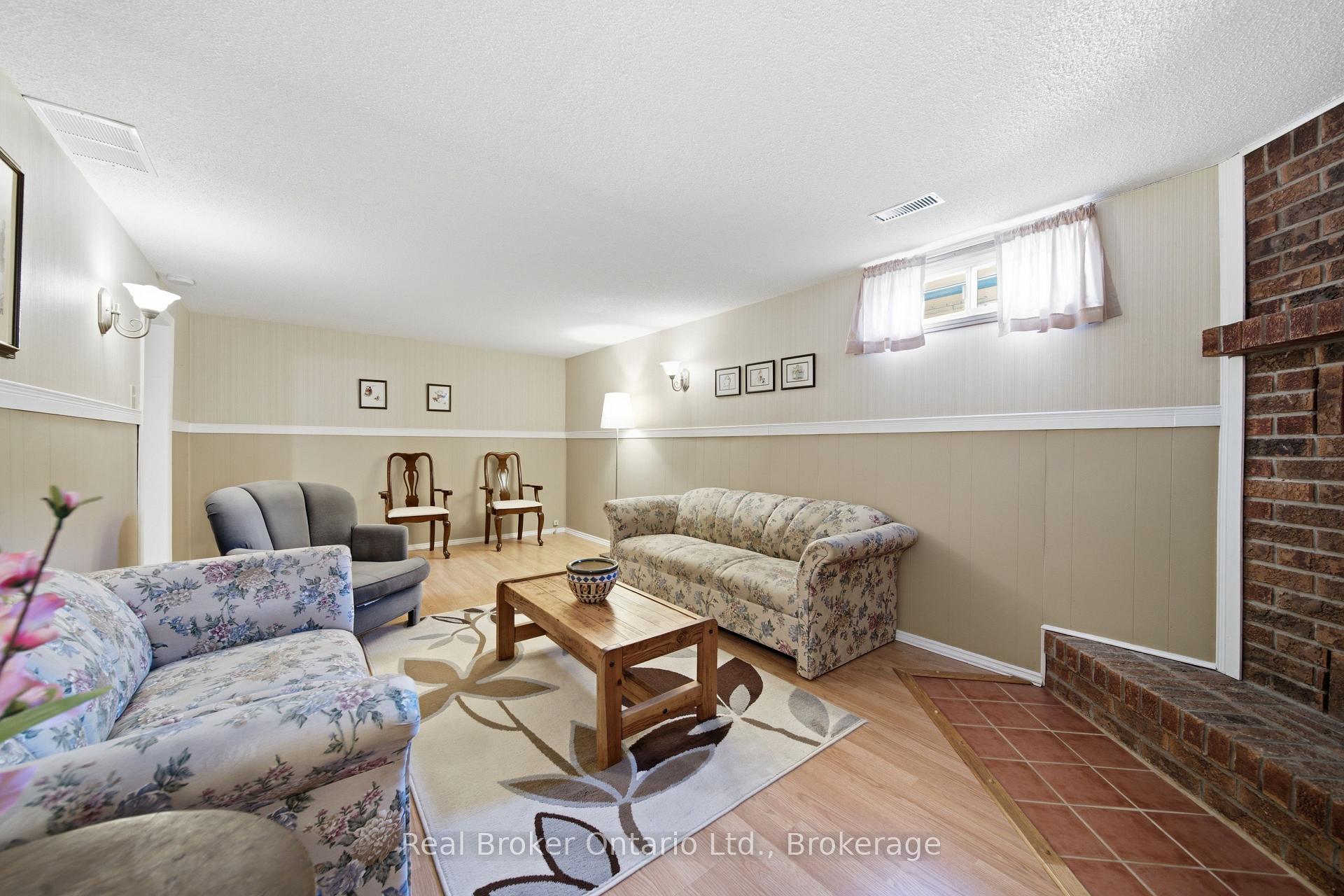 Photo 26 of 22 Mountford Drive, Guelph, Grange Road — HOMEH