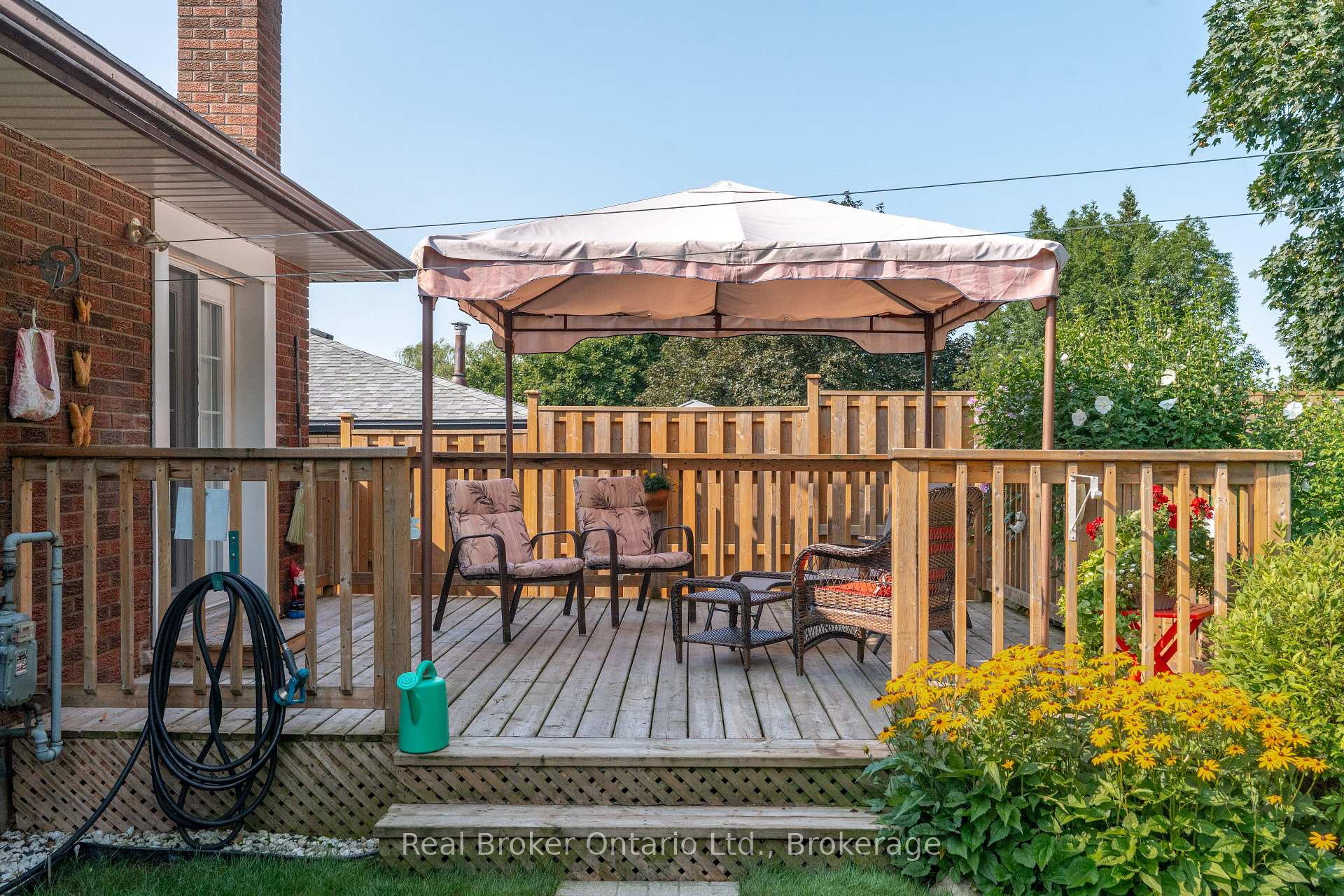 Photo 37 of 22 Mountford Drive, Guelph, Grange Road — HOMEH