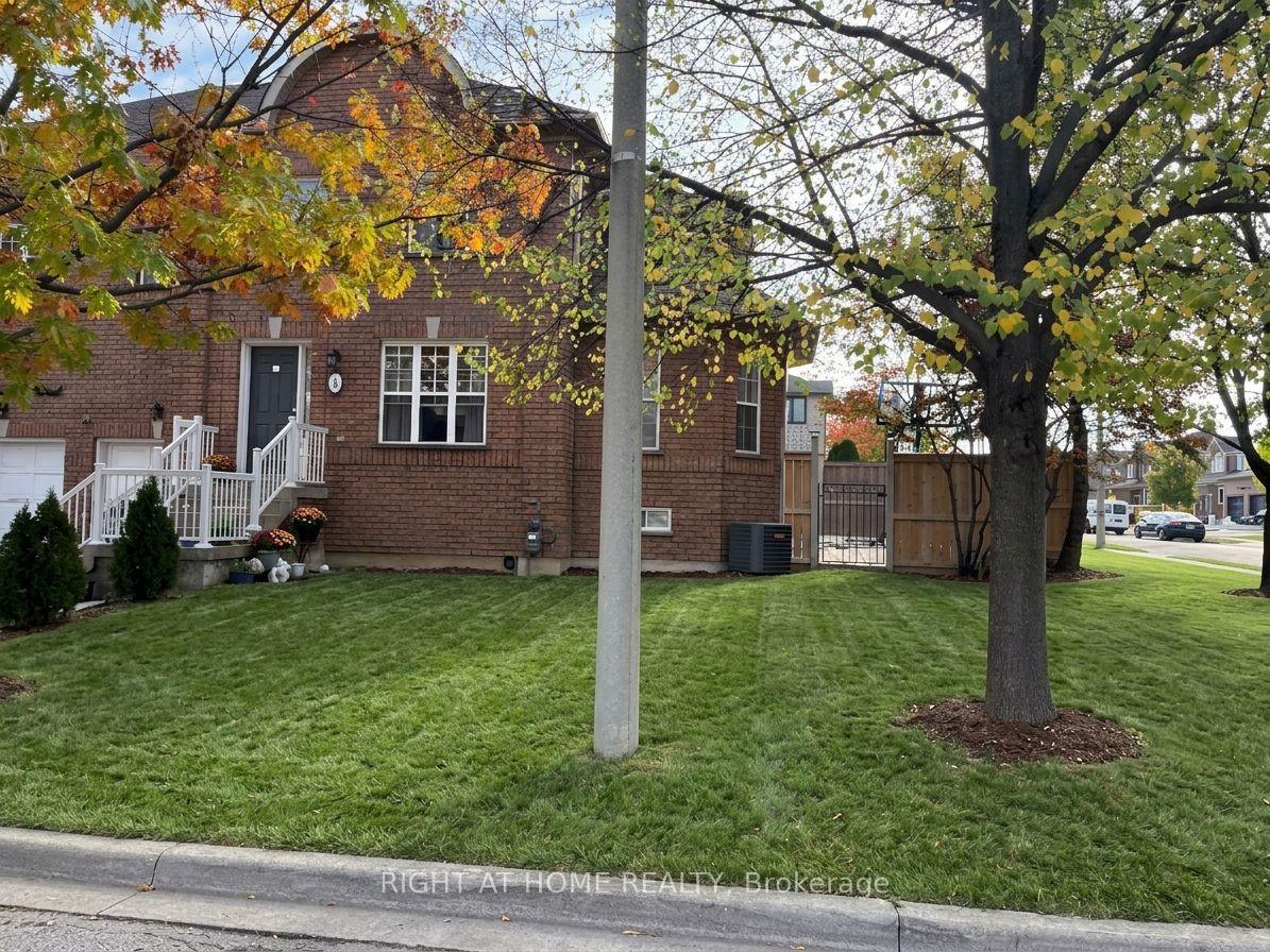 Photo 15 of 4 Field Sparrow Road, Brampton, Sandringham-Wellington — HOMEH
