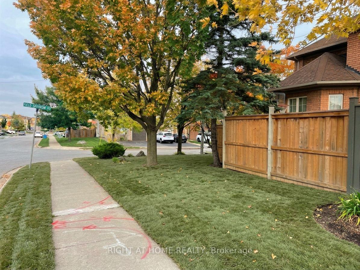 Photo 17 of 4 Field Sparrow Road, Brampton, Sandringham-Wellington — HOMEH