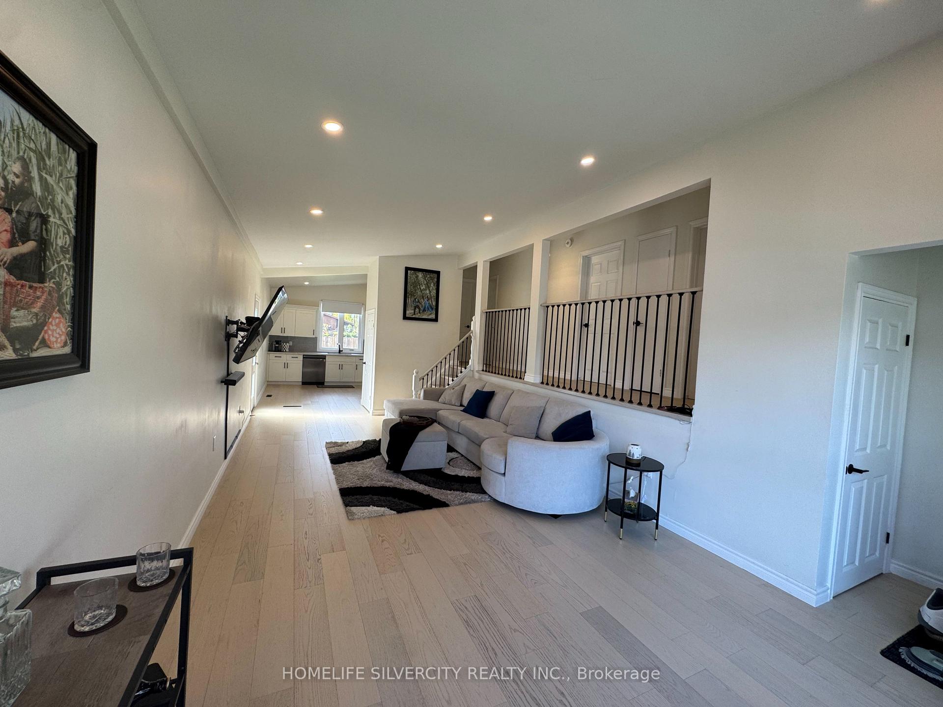 Photo 15 of 7413 Jordan Avenue, Niagara Falls, Oldfield — HOMEH