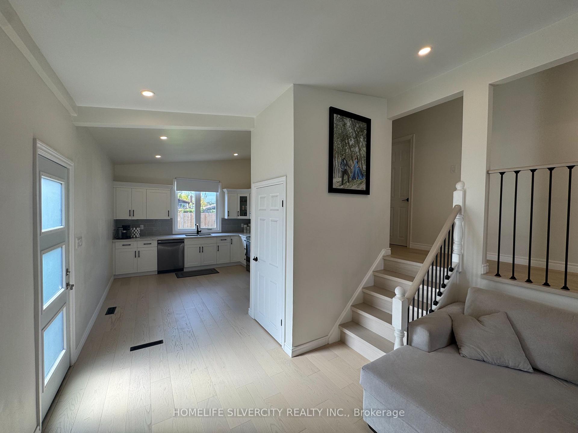 Photo 16 of 7413 Jordan Avenue, Niagara Falls, Oldfield — HOMEH