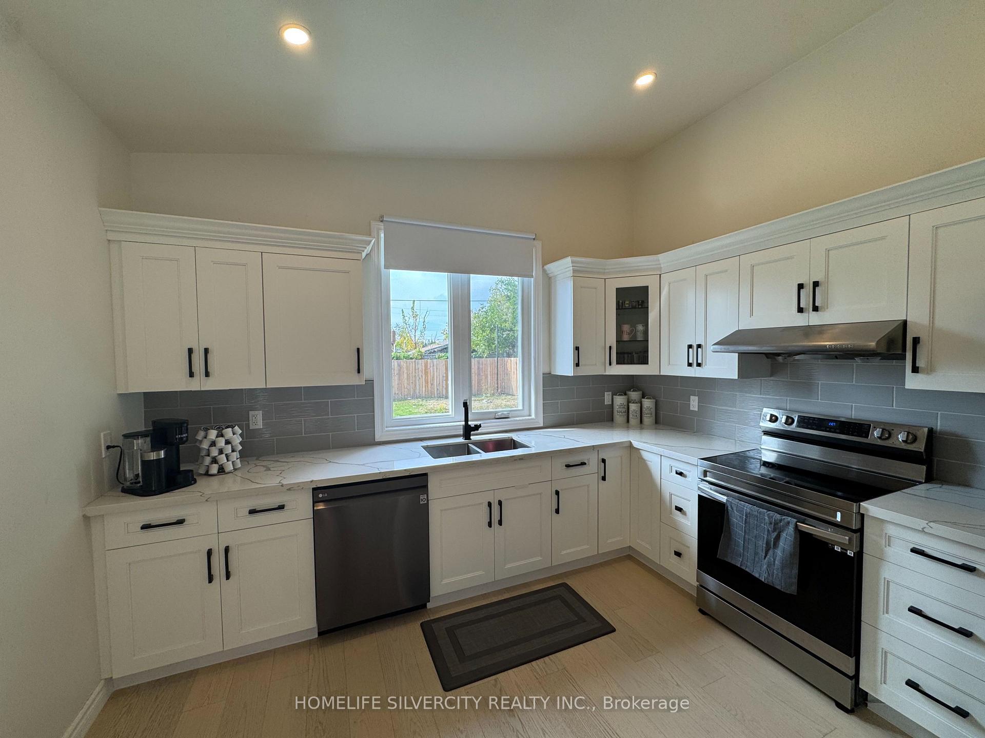 Photo 25 of 7413 Jordan Avenue, Niagara Falls, Oldfield — HOMEH
