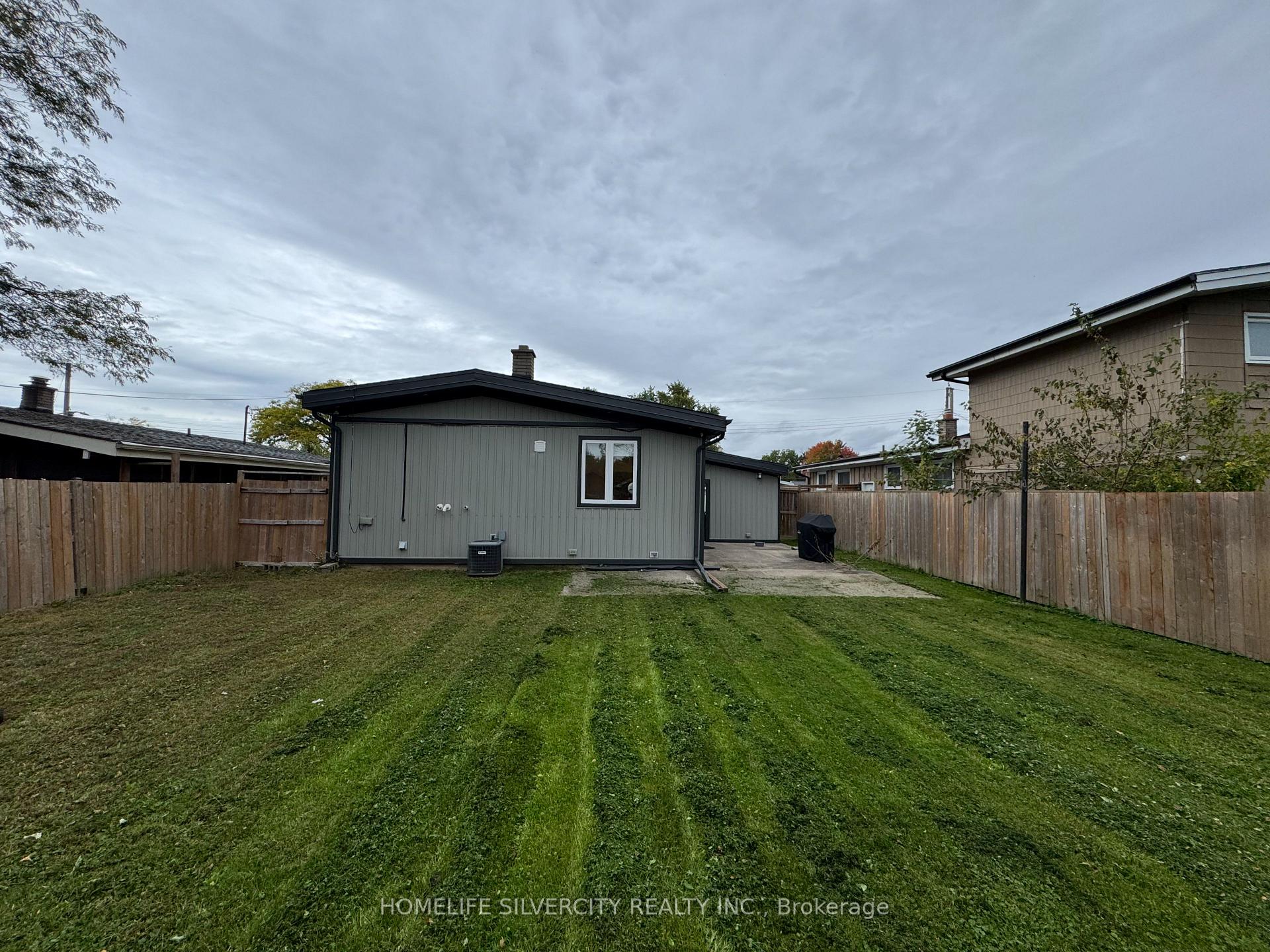 Photo 41 of 7413 Jordan Avenue, Niagara Falls, Oldfield — HOMEH