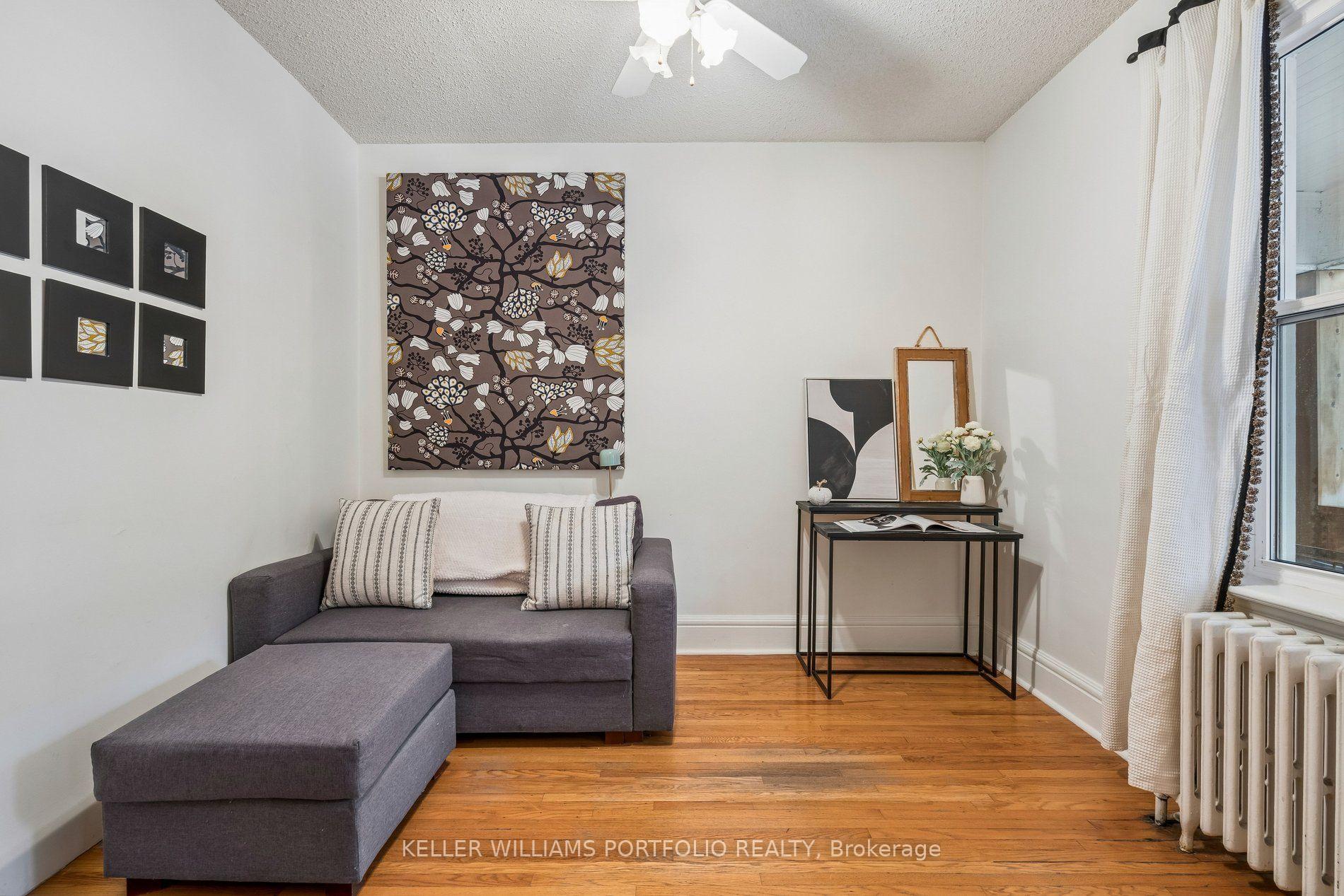 Photo 4 of 197 Yarmouth Road, Toronto, Dovercourt-Wallace Emerson-Junction — HOMEH