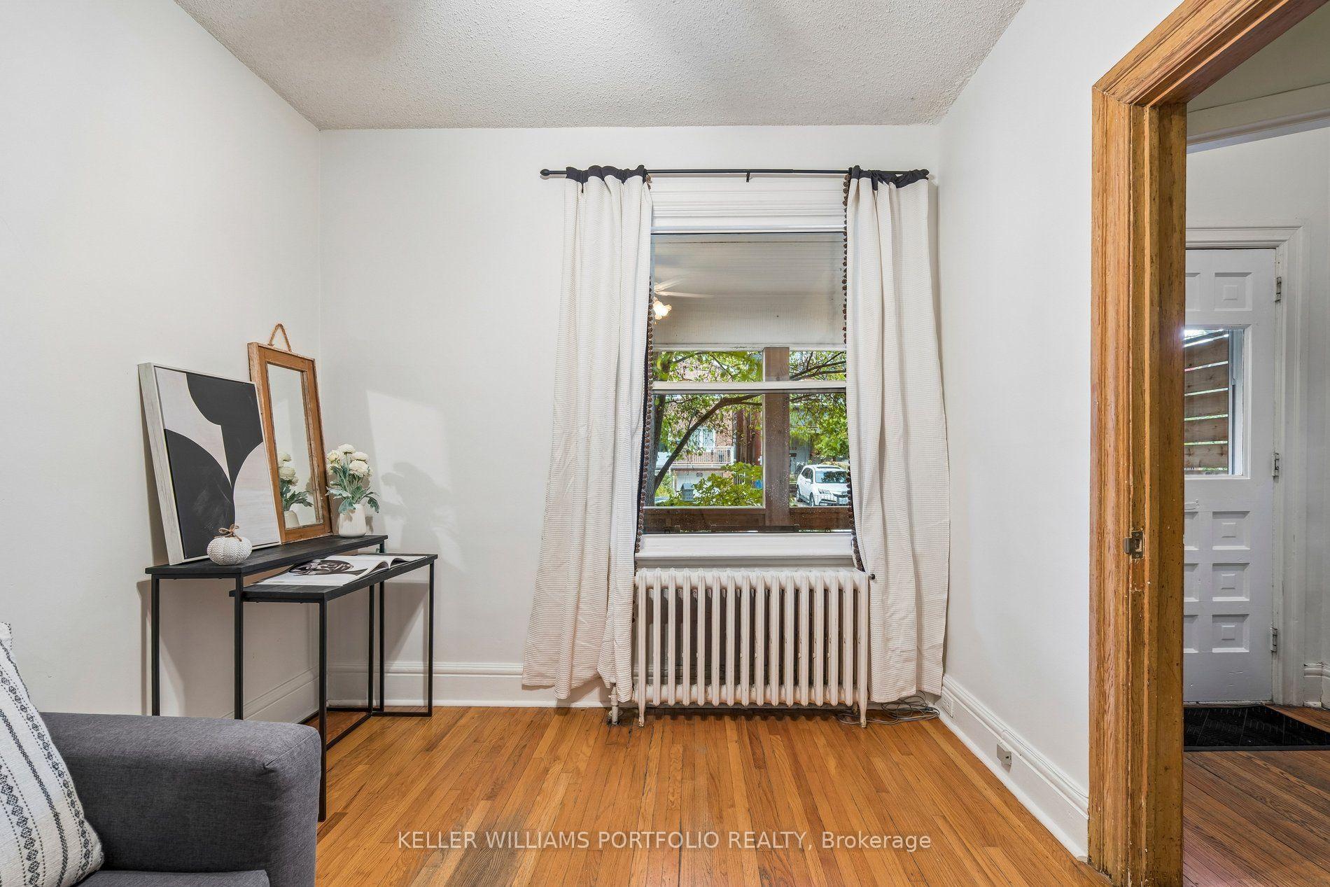 Photo 8 of 197 Yarmouth Road, Toronto, Dovercourt-Wallace Emerson-Junction — HOMEH