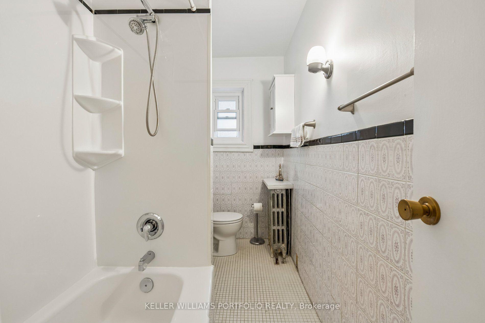 Photo 22 of 197 Yarmouth Road, Toronto, Dovercourt-Wallace Emerson-Junction — HOMEH