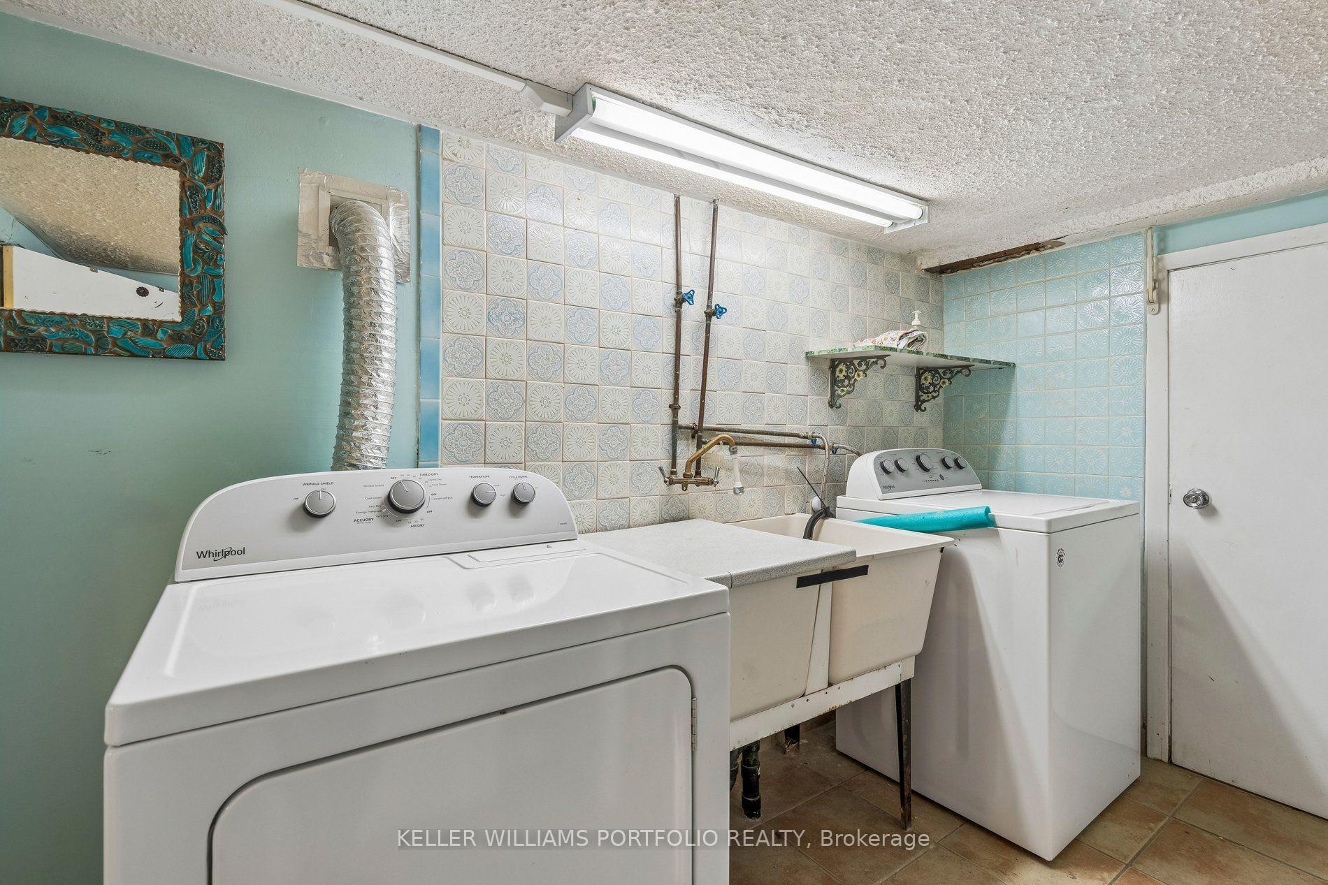 Photo 34 of 197 Yarmouth Road, Toronto, Dovercourt-Wallace Emerson-Junction — HOMEH