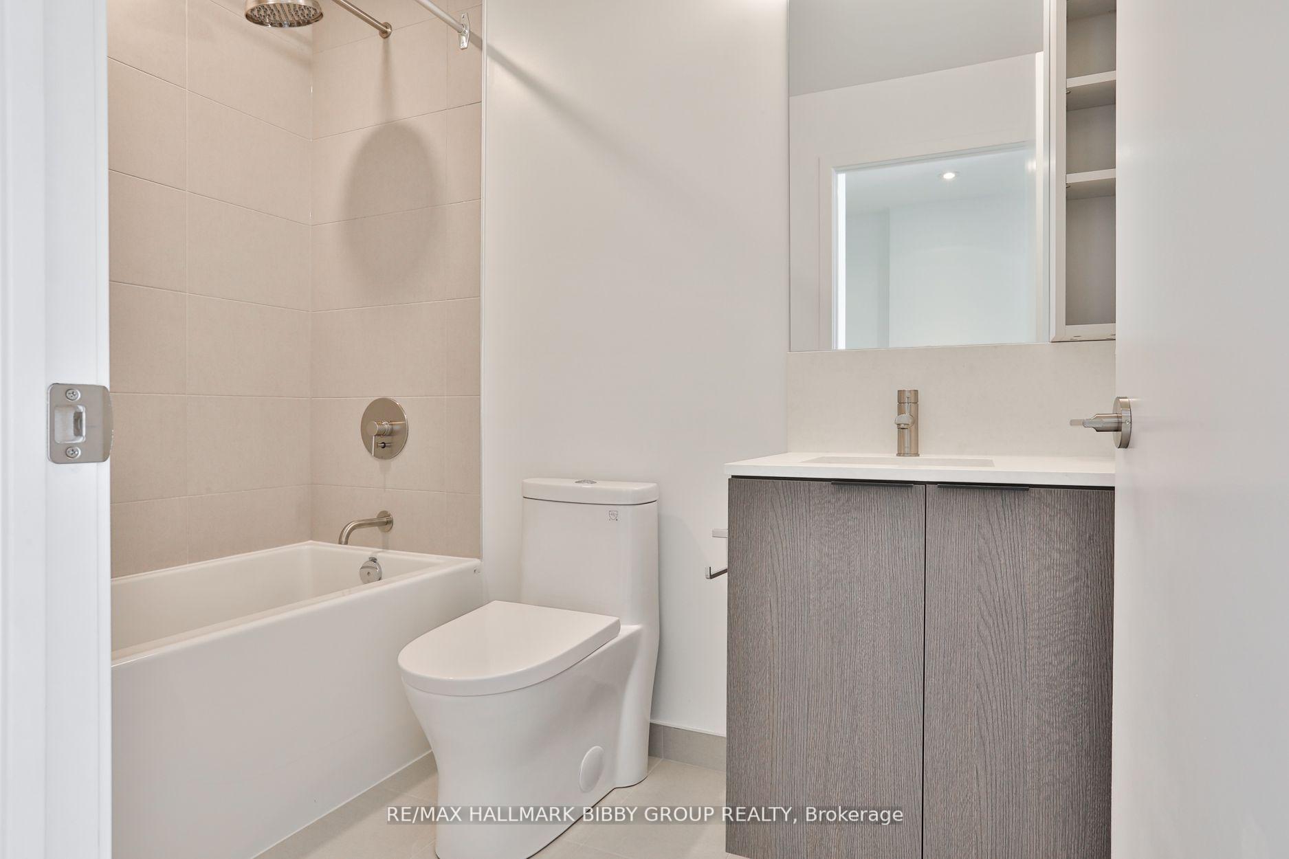 Photo 17 of Unit 1911, 55 Mercer Street, Toronto, Waterfront Communities — HOMEH