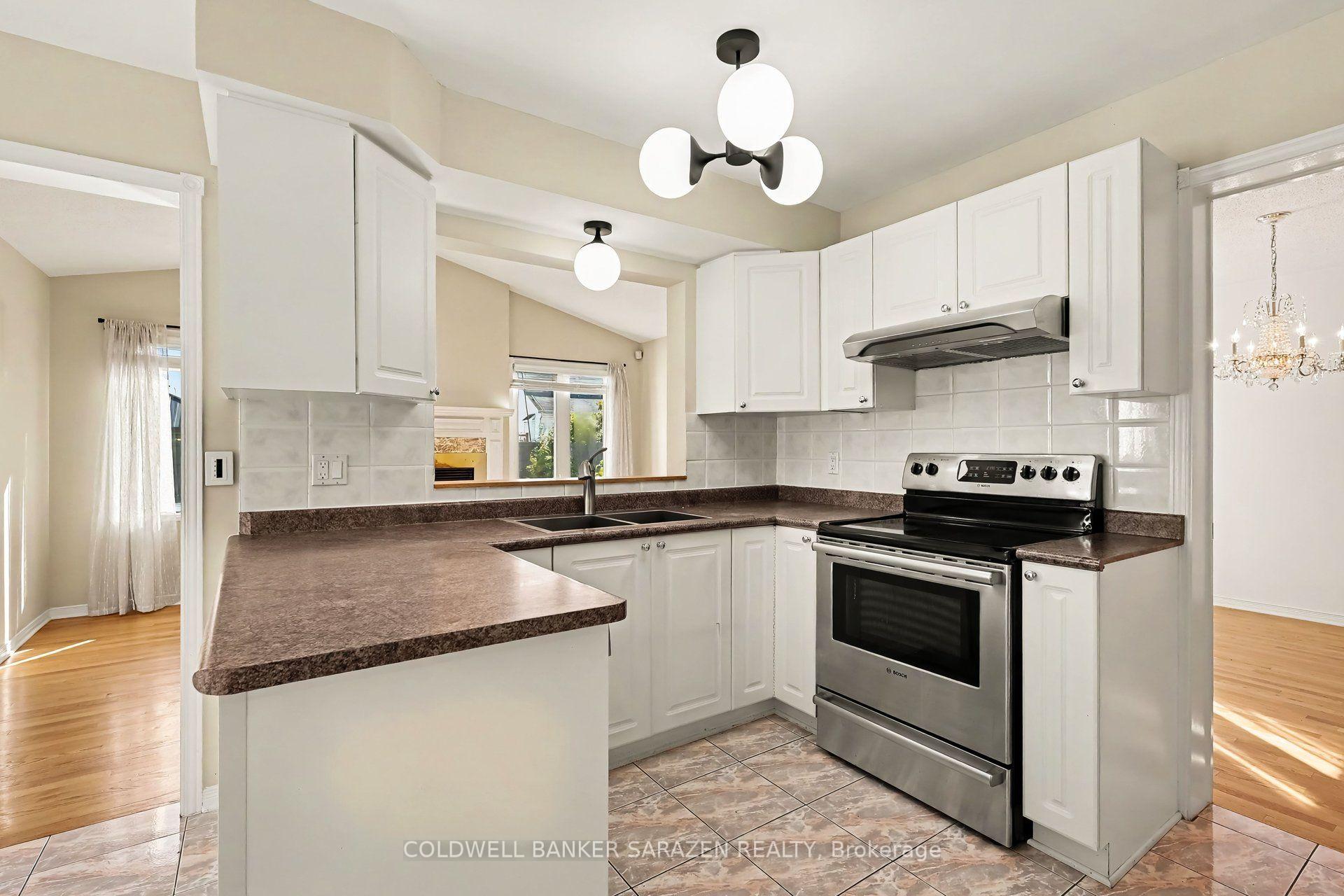 Photo 5 of 1144 Ambercrest Street, Ottawa, Carson Grove — HOMEH