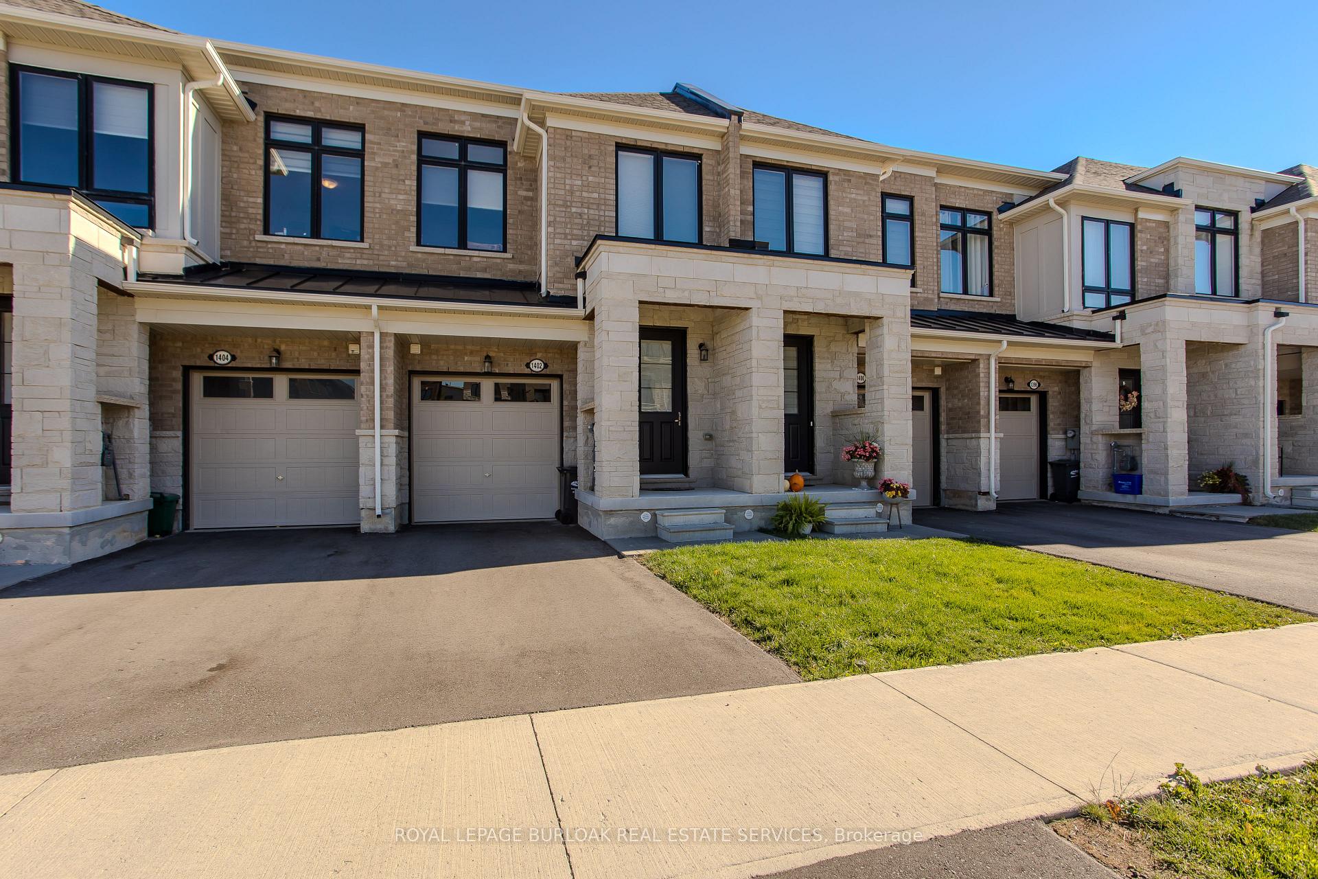 Photo 6 of 1402 Almonte Drive, Burlington, Tyandaga — HOMEH