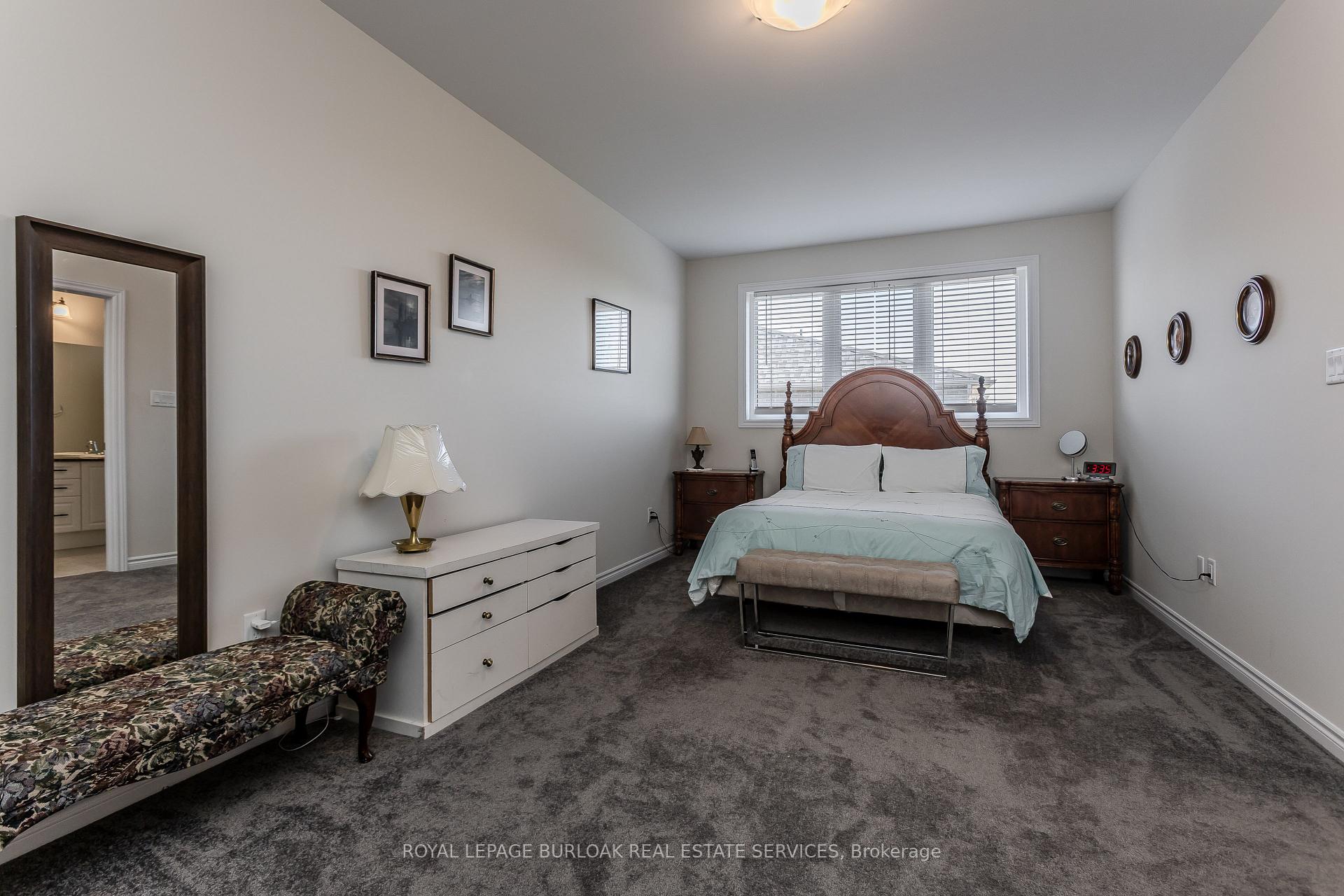 Photo 26 of 1402 Almonte Drive, Burlington, Tyandaga — HOMEH