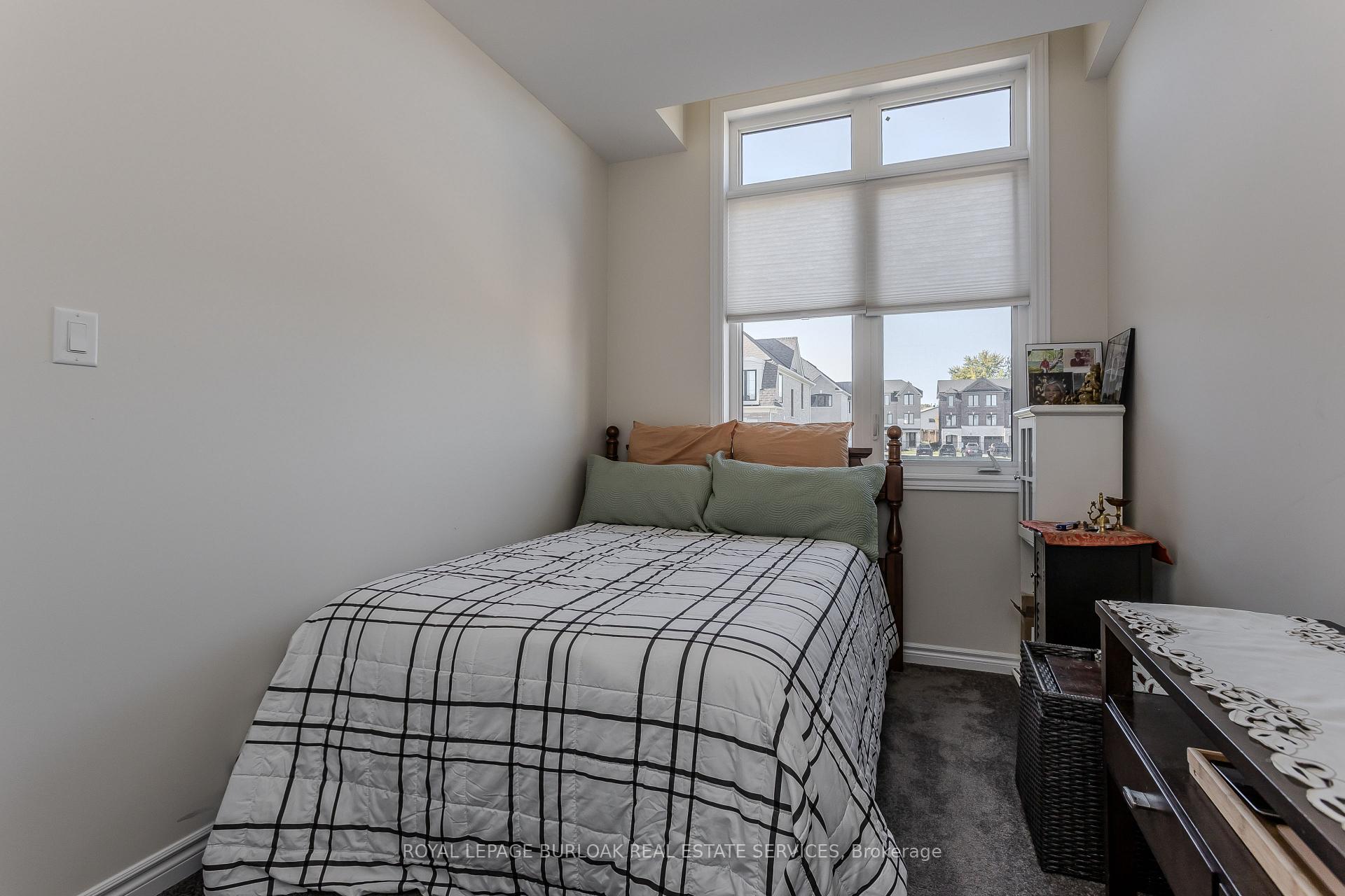 Photo 30 of 1402 Almonte Drive, Burlington, Tyandaga — HOMEH