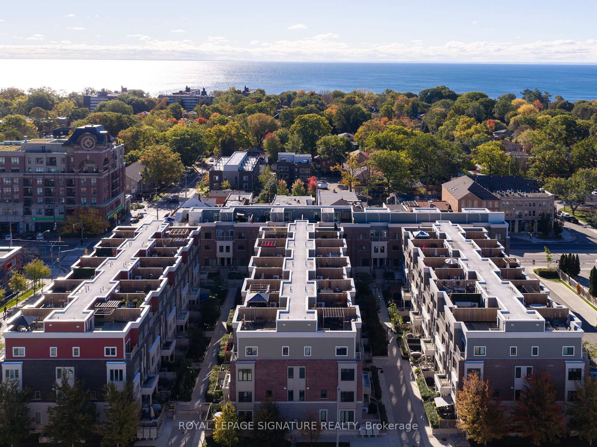 Photo 24 of Unit 19, 100 Long Branch Avenue, Etobicoke, Long Branch — HOMEH