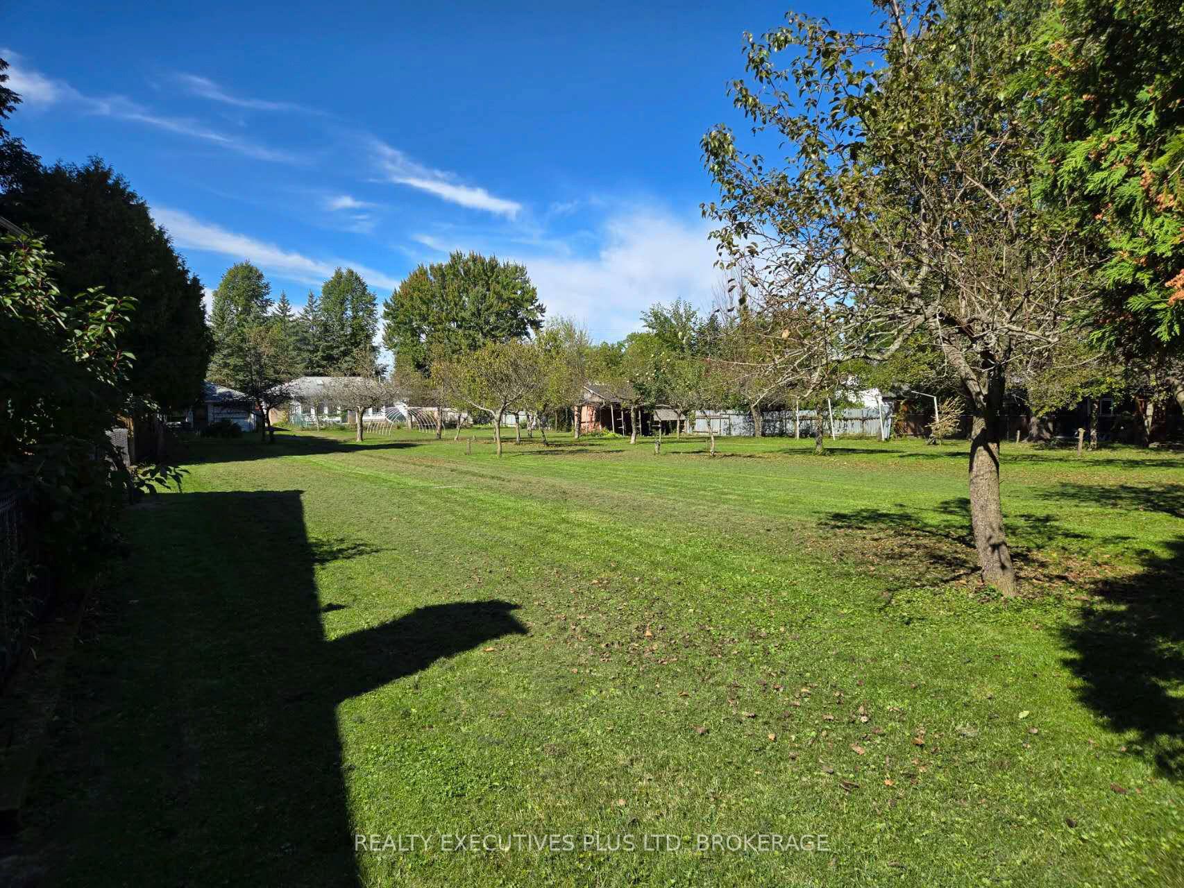 Photo 6 of 131 Fairview Avenue, St. Thomas — HOMEH