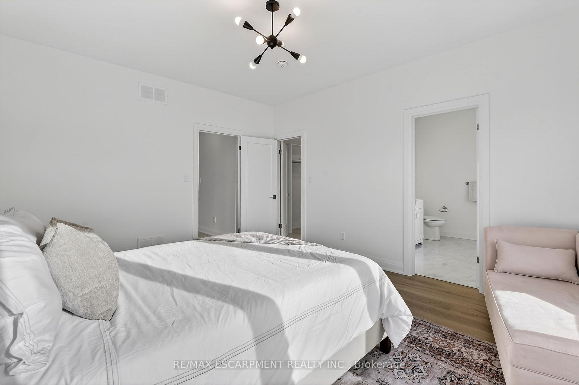 Photo 22 of 8868 Angie Drive, Niagara Falls, Forestview — HOMEH