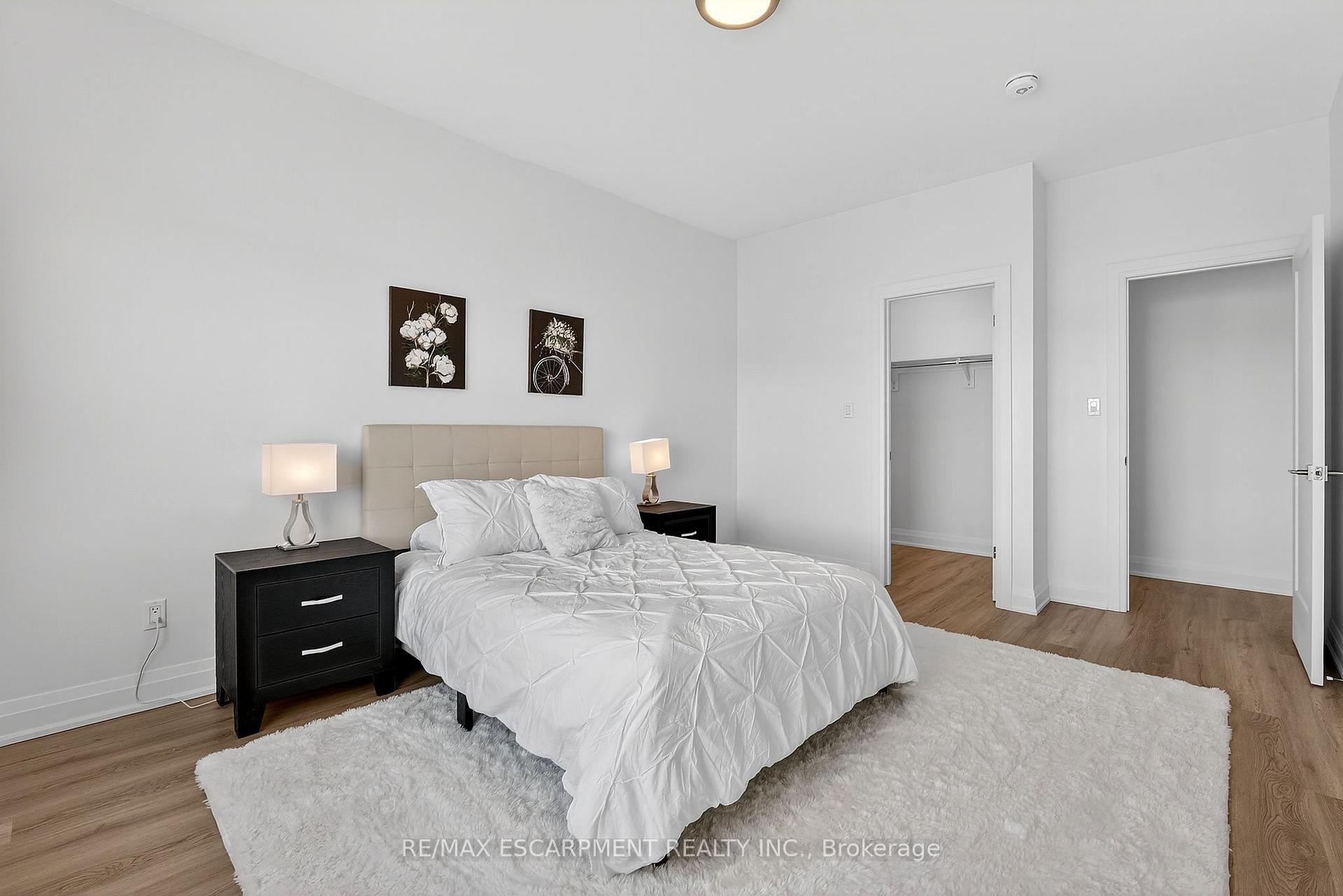Photo 33 of 8868 Angie Drive, Niagara Falls, Forestview — HOMEH