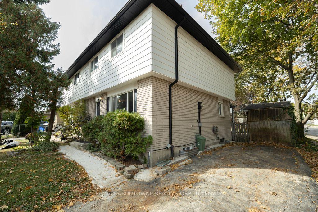 Photo 5 of 4 Glamis Court, Hamilton, Gilkson — HOMEH