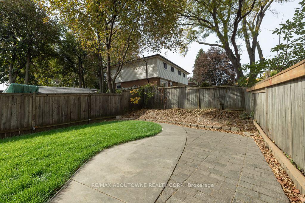 Photo 11 of 4 Glamis Court, Hamilton, Gilkson — HOMEH