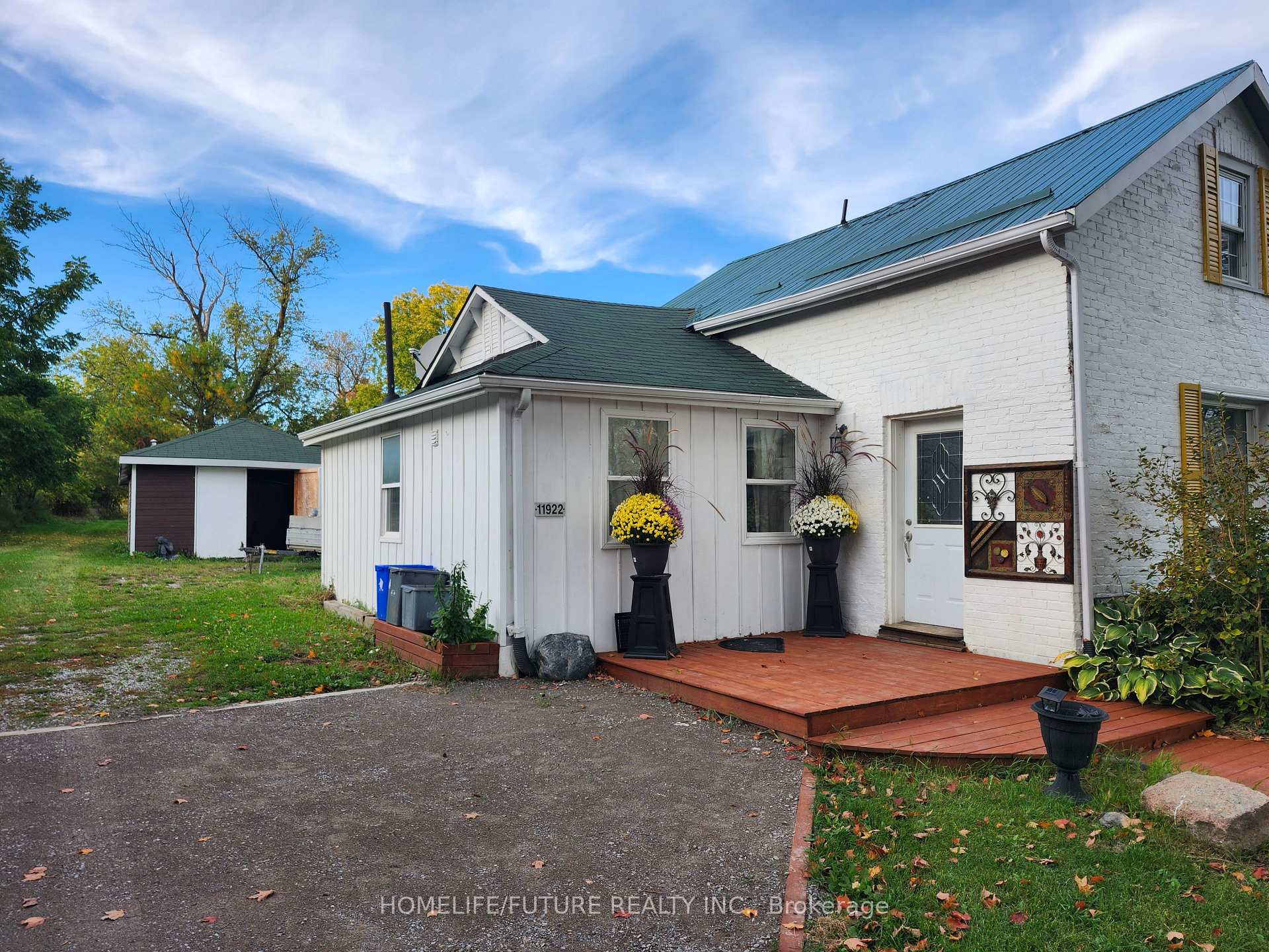 Front of Unit 24, 11922 County Road