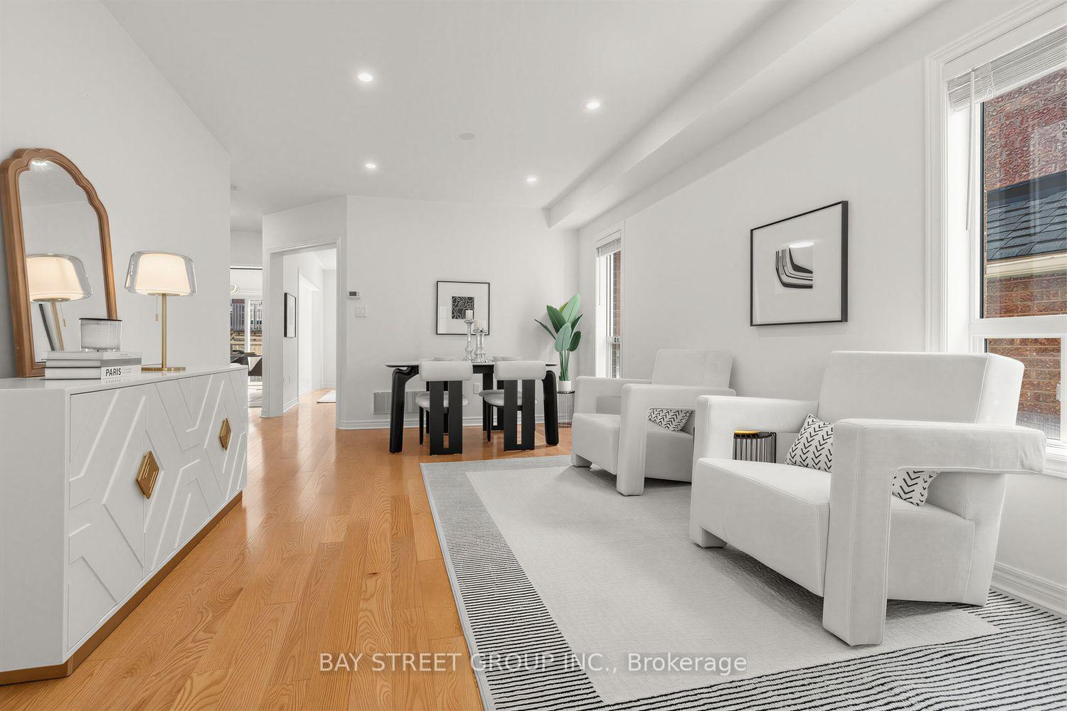 Photo 5 of 37 Mynden Way, Newmarket, Woodland Hill — HOMEH