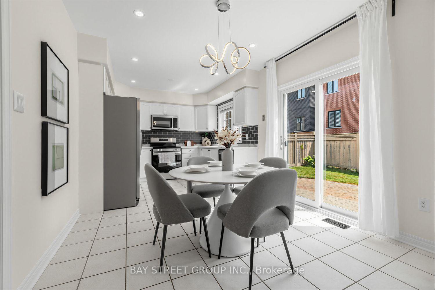 Photo 14 of 37 Mynden Way, Newmarket, Woodland Hill — HOMEH