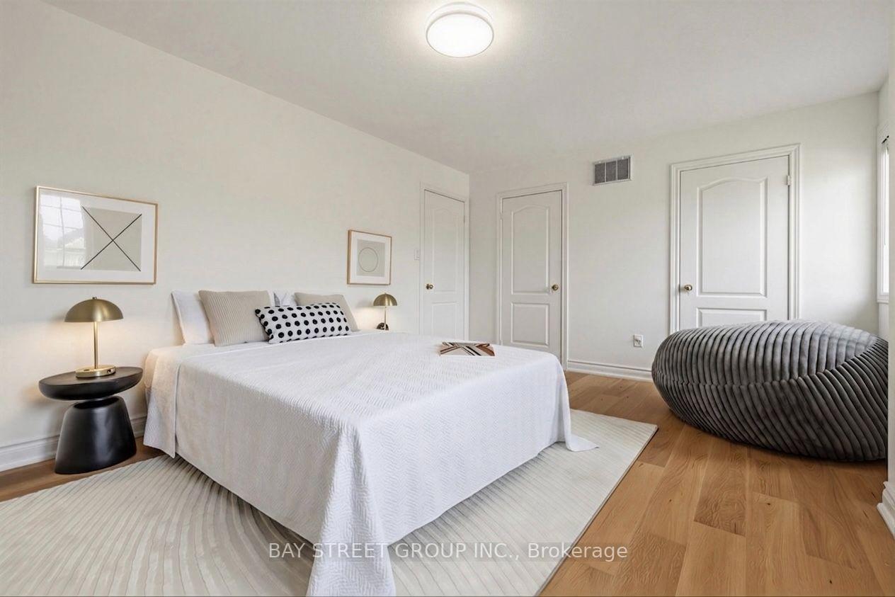 Photo 25 of 37 Mynden Way, Newmarket, Woodland Hill — HOMEH