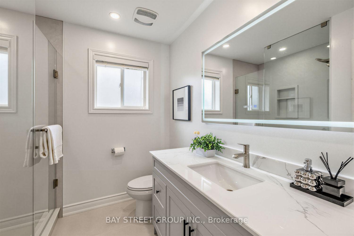 Photo 27 of 37 Mynden Way, Newmarket, Woodland Hill — HOMEH