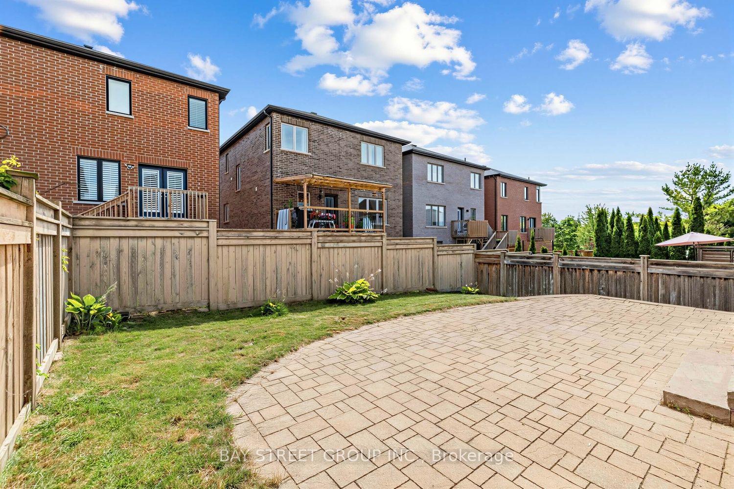 Photo 34 of 37 Mynden Way, Newmarket, Woodland Hill — HOMEH
