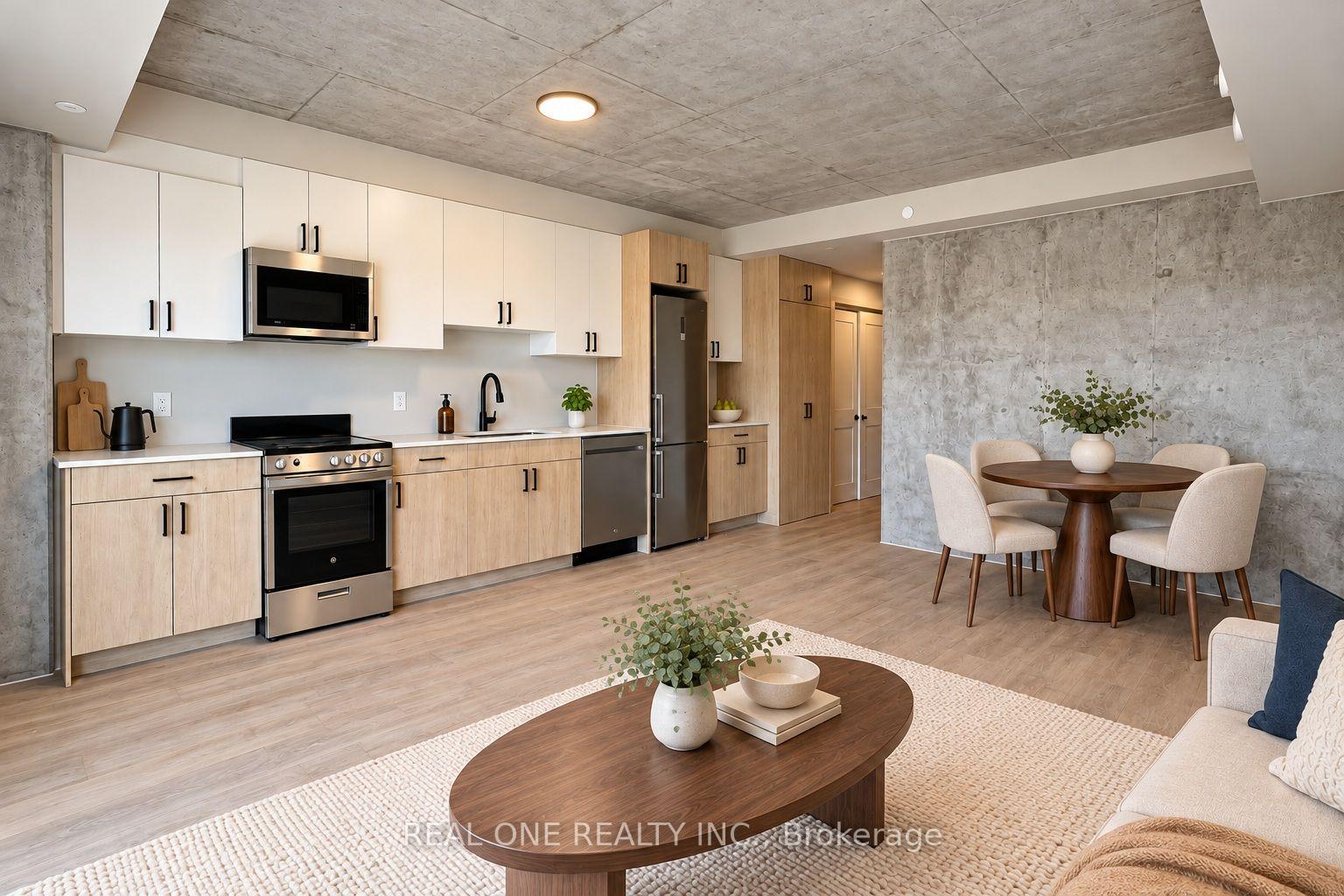 Photo 4 of Unit 604, 810 King Street W, Hamilton, Westdale — HOMEH