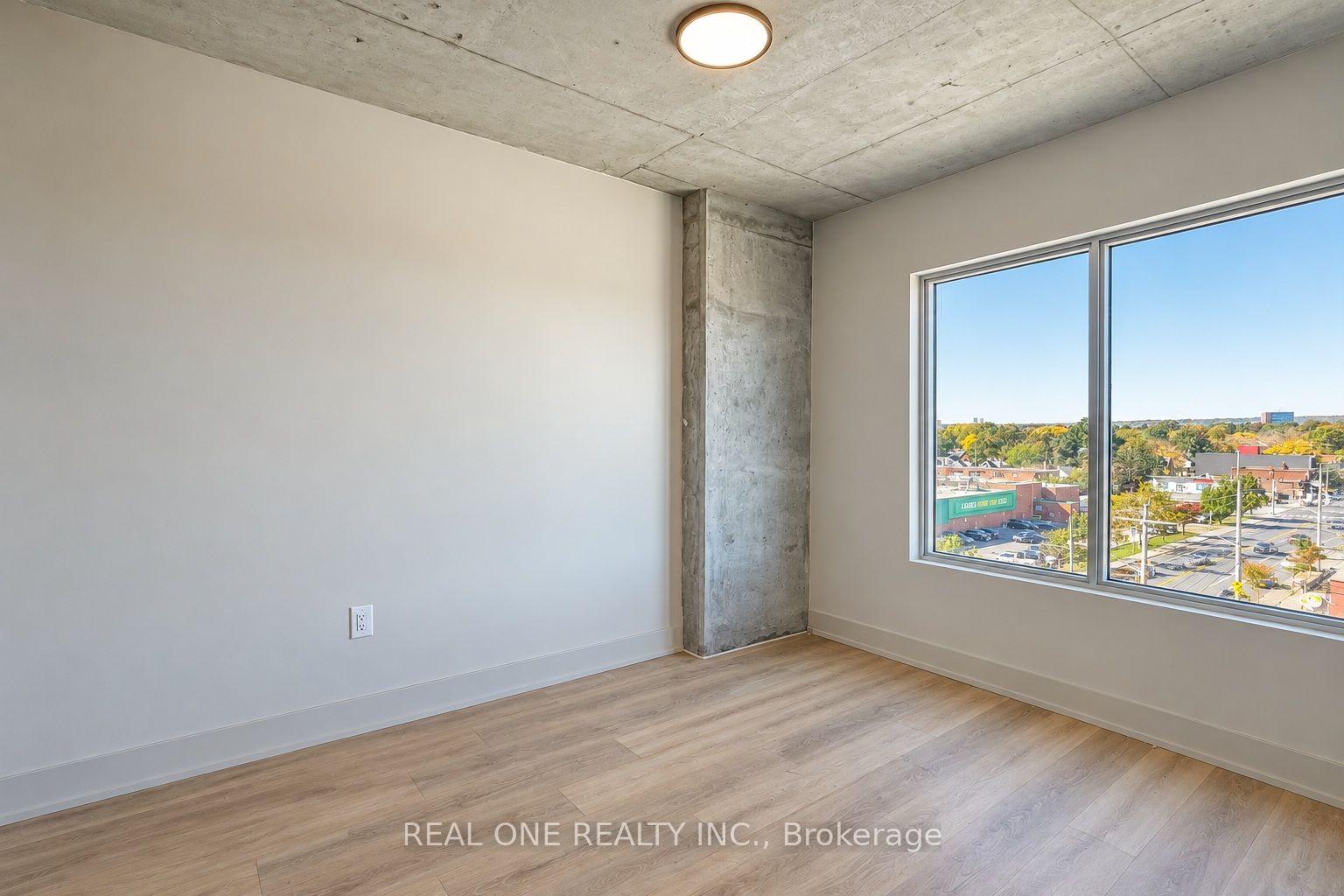 Photo 17 of Unit 604, 810 King Street W, Hamilton, Westdale — HOMEH