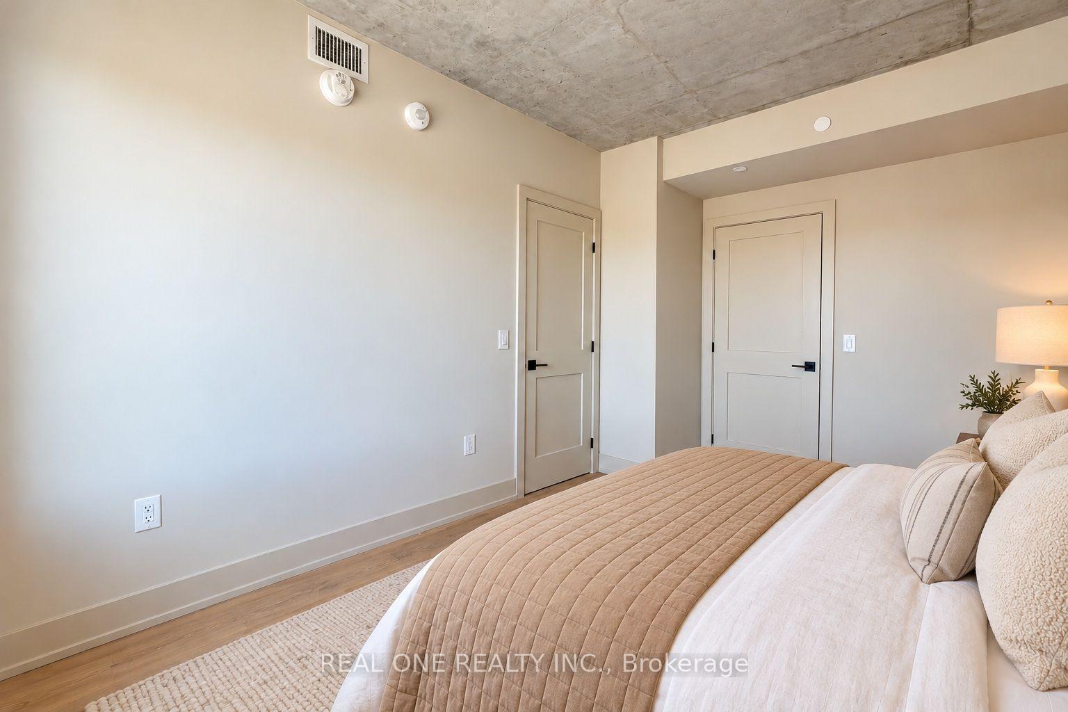 Photo 20 of Unit 604, 810 King Street W, Hamilton, Westdale — HOMEH