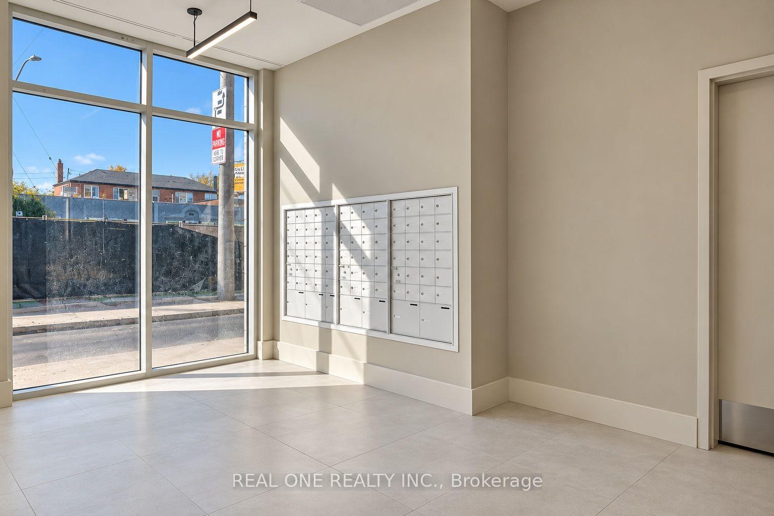 Photo 31 of Unit 604, 810 King Street W, Hamilton, Westdale — HOMEH