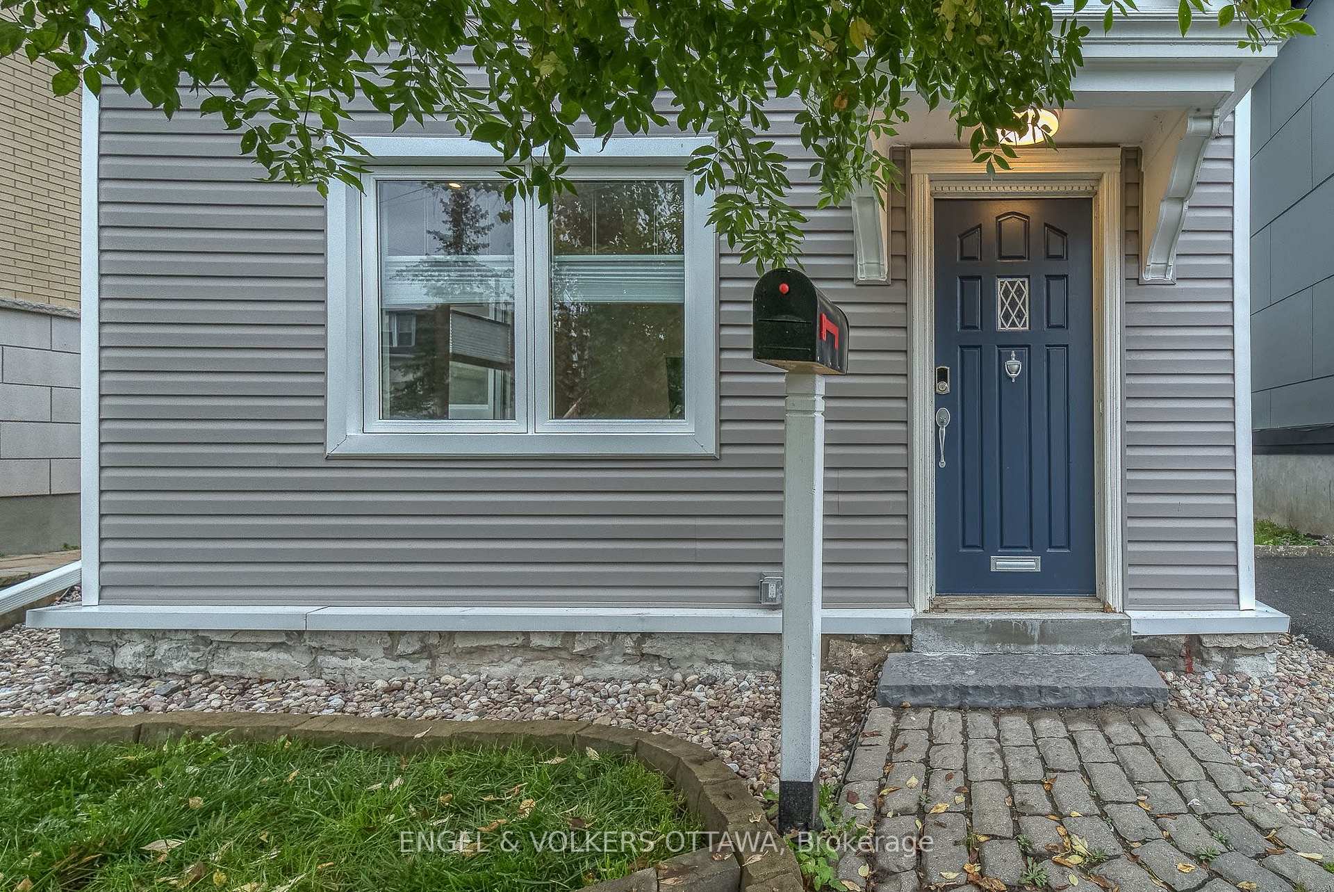 Photo 1 of 379 Madison Avenue, Ottawa, Westboro West — HOMEH