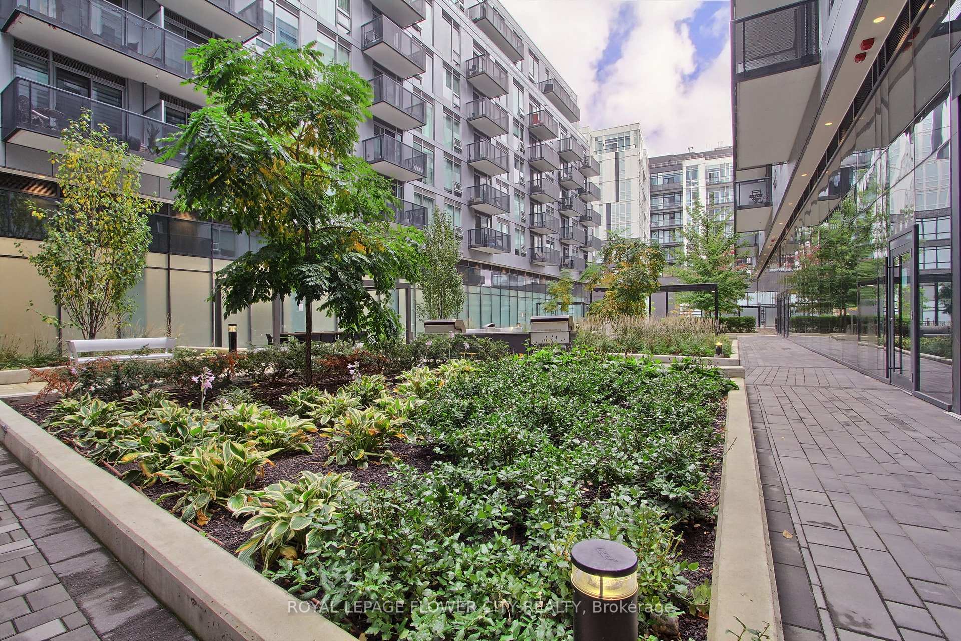Photo 39 of Unit 239, 2450 Old Bronte Road, Oakville, Westmount — HOMEH
