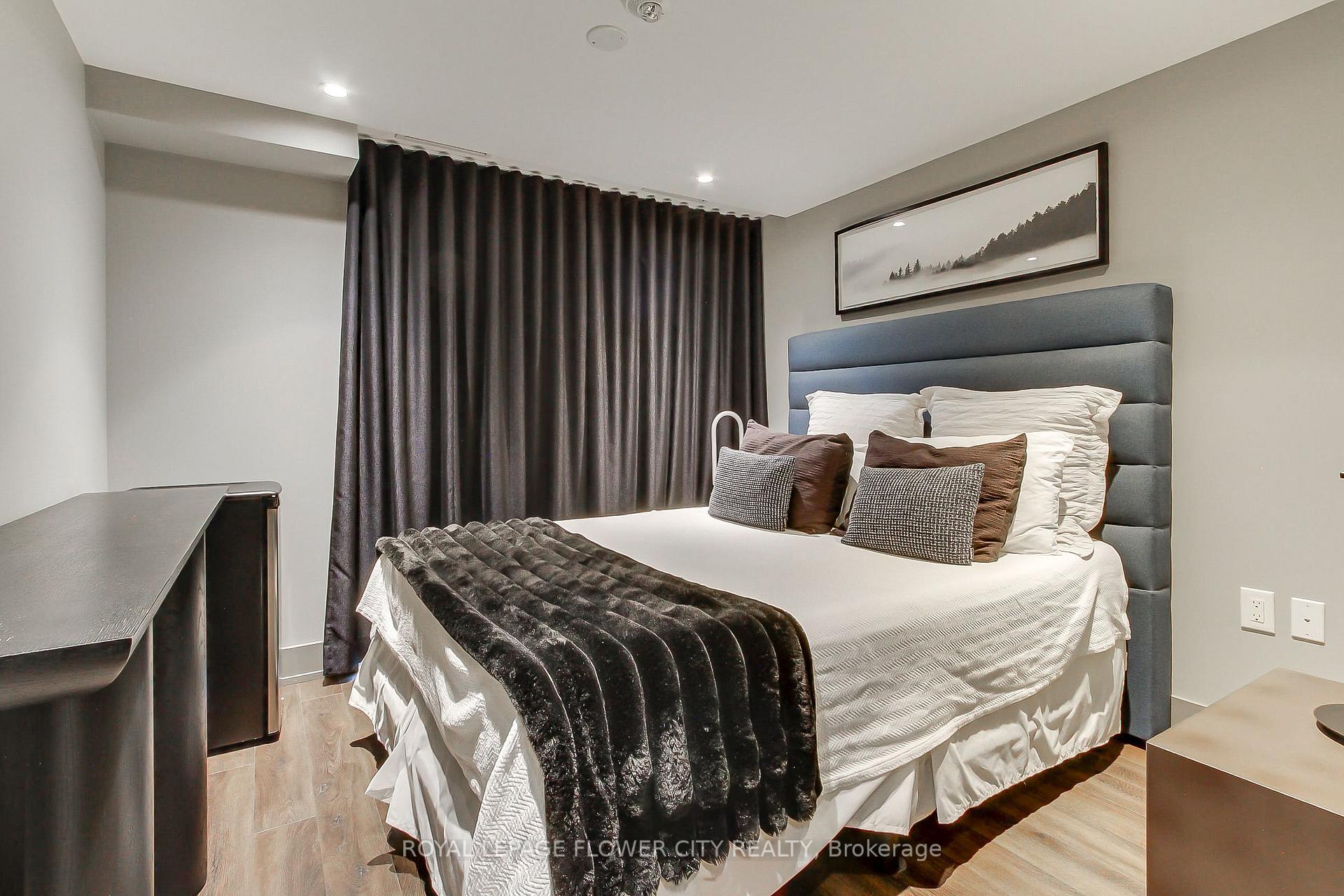 Photo 48 of Unit 239, 2450 Old Bronte Road, Oakville, Westmount — HOMEH
