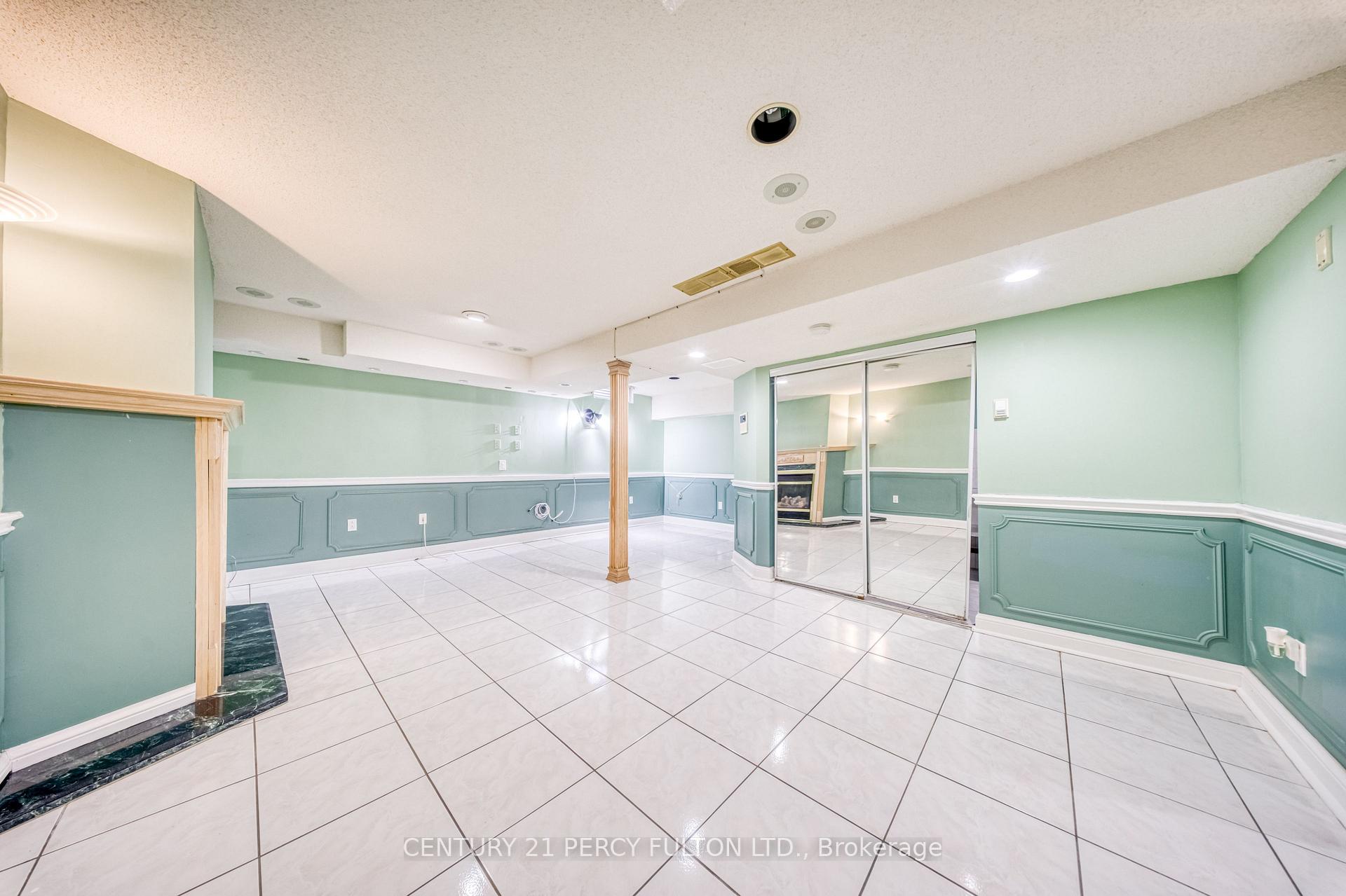 Photo 27 of 109 Swinton Crescent, Vaughan, Lakeview Estates — HOMEH