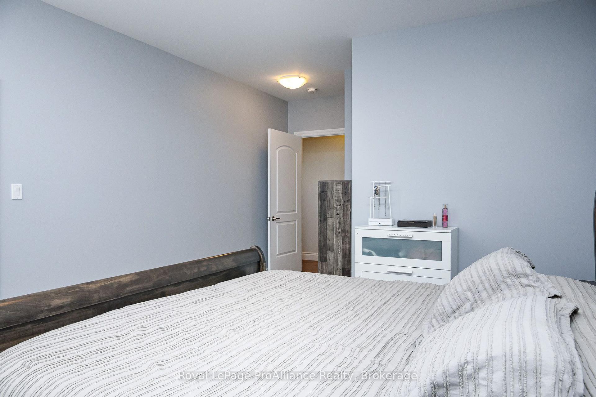 Photo 23 of 179 Ontario Street, Brighton — HOMEH