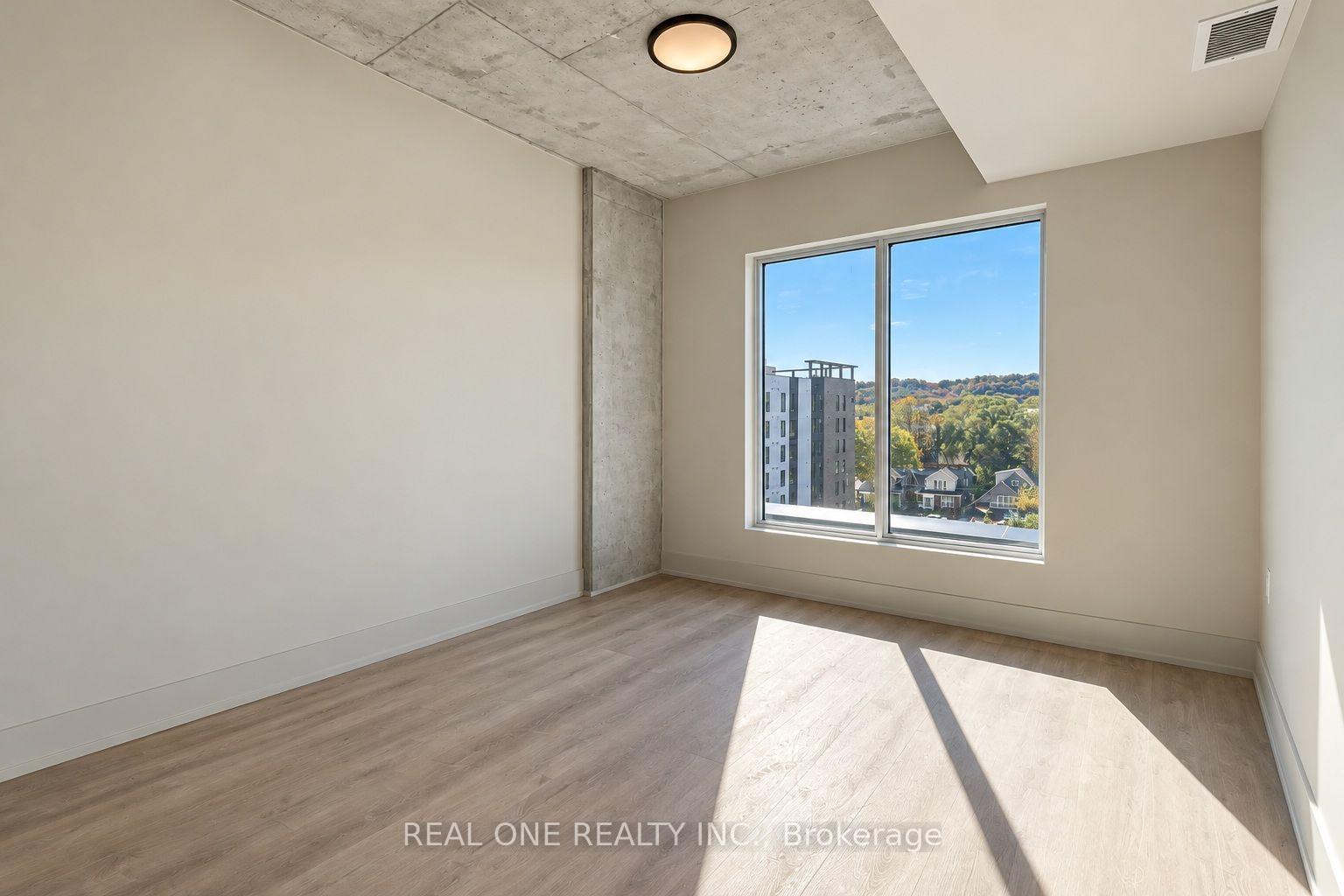 Photo 15 of Unit 606, 810 King Street W, Hamilton, Westdale — HOMEH