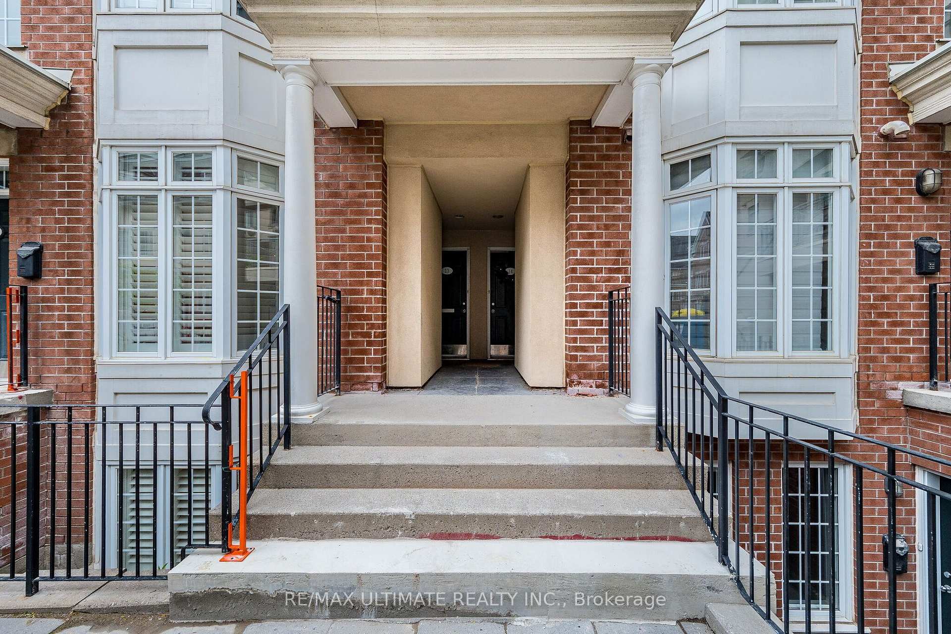Photo 7 of Unit 14, 11 Niagara Street, Toronto, Waterfront Communities — HOMEH