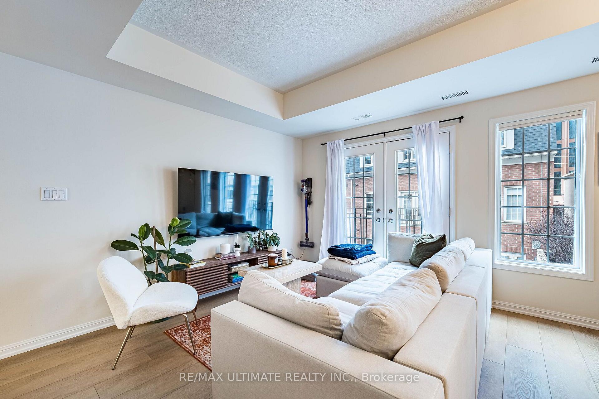 Photo 15 of Unit 14, 11 Niagara Street, Toronto, Waterfront Communities — HOMEH